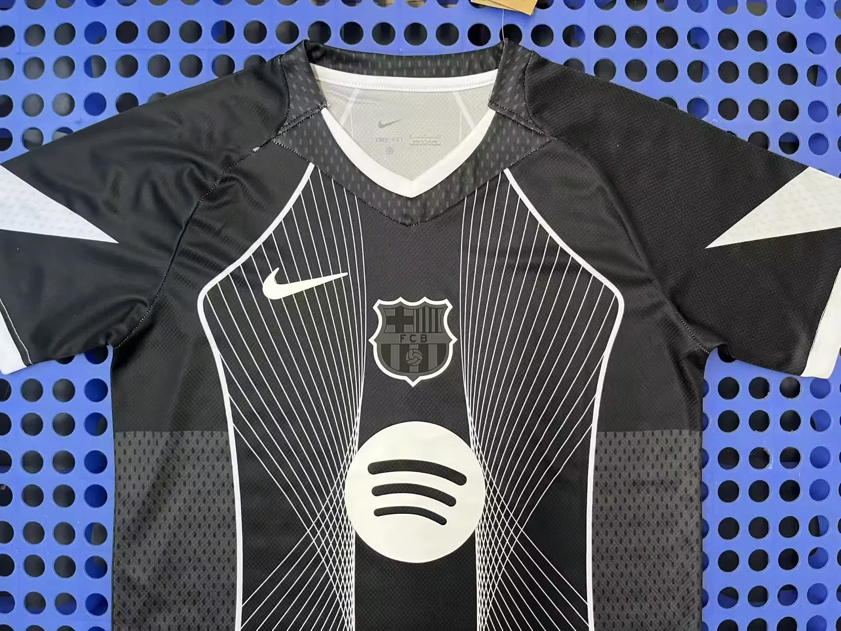 2025/2026 Barcelona Special Edition Black Fans Football Shirt 1:1 Thai Quality