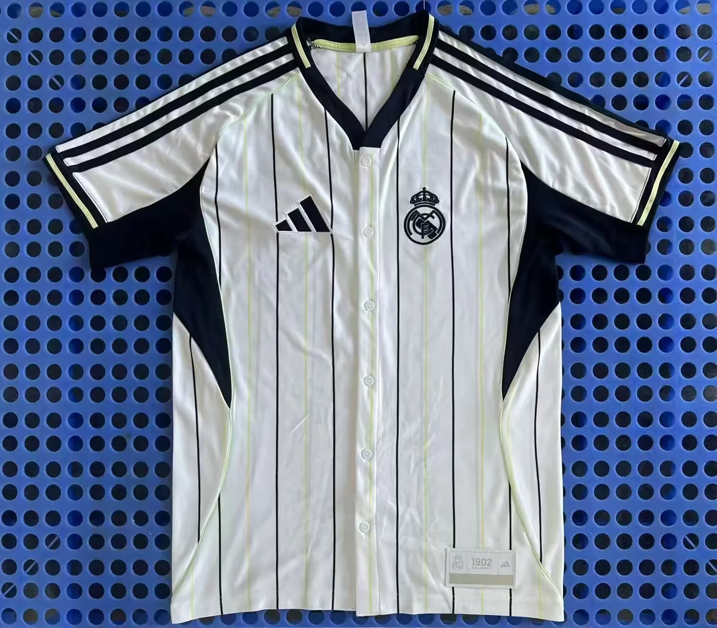 2025-26 Real Madrid home Baseball Uniform White jersey 1:1