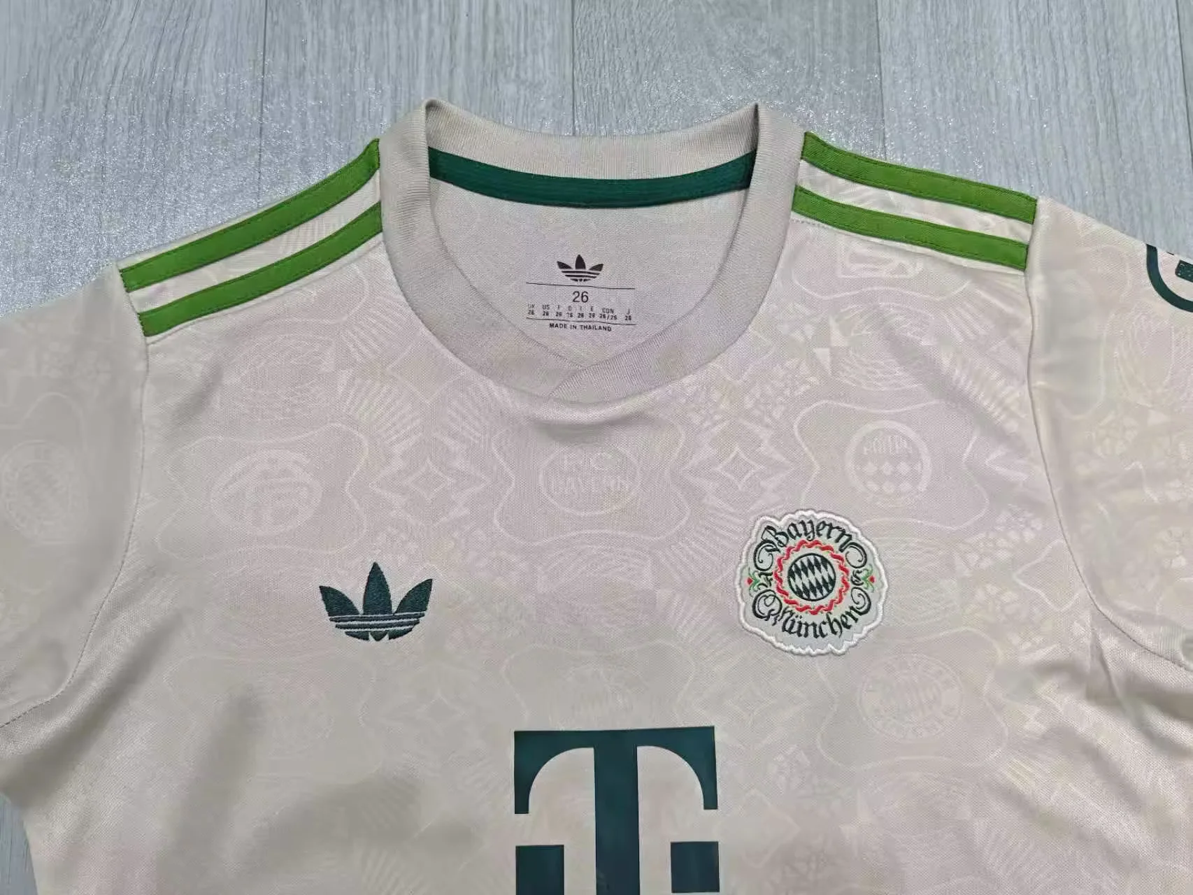 2025/2026 Bayern Munich Home White Soccer Jersey 1:1 Thai Quality Kids Size