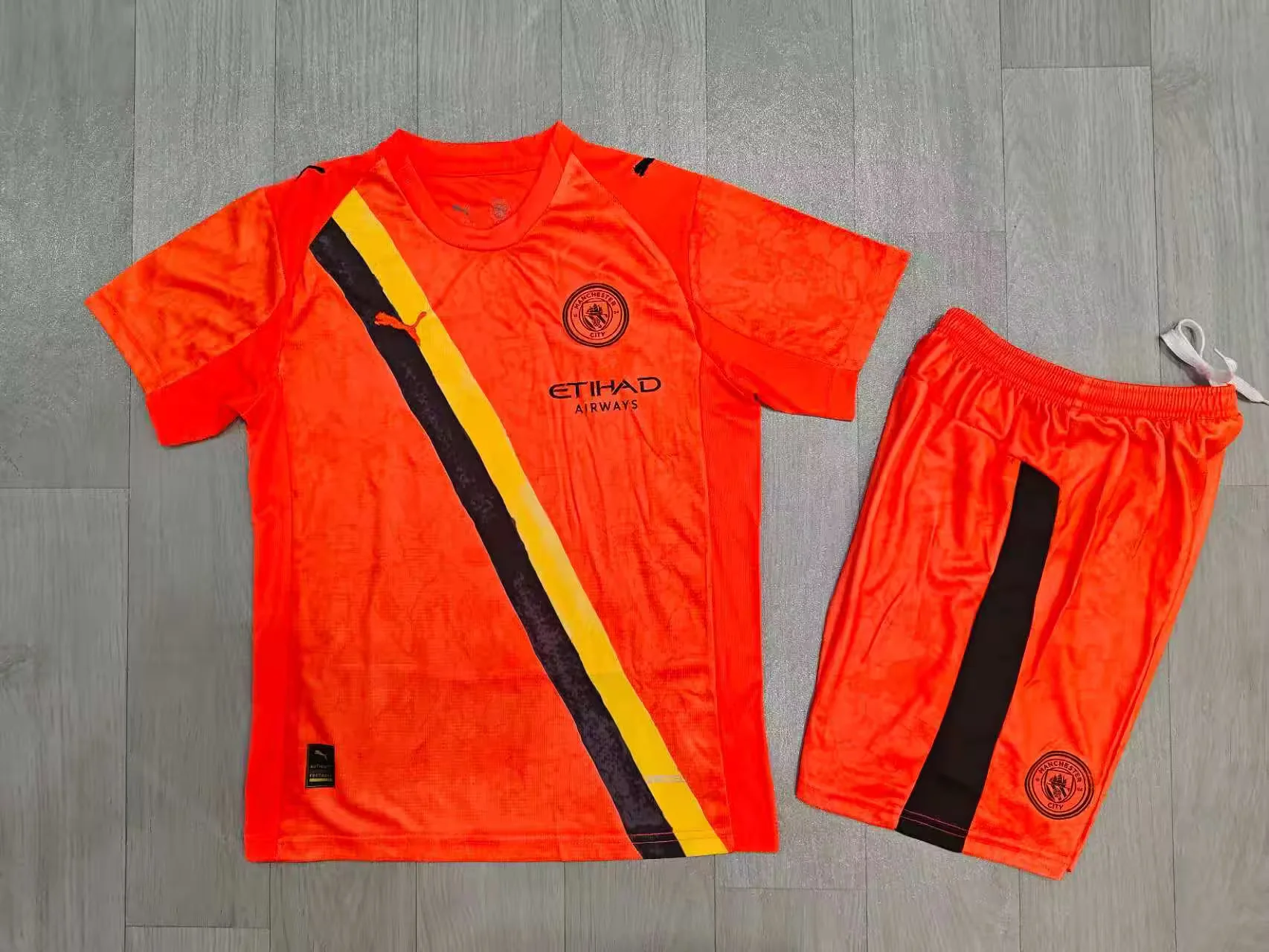 2025/2026 Manchester City FIFA Club World Cup third Away Orange Soccer Jersey 1:1 Thai Quality Kids Size