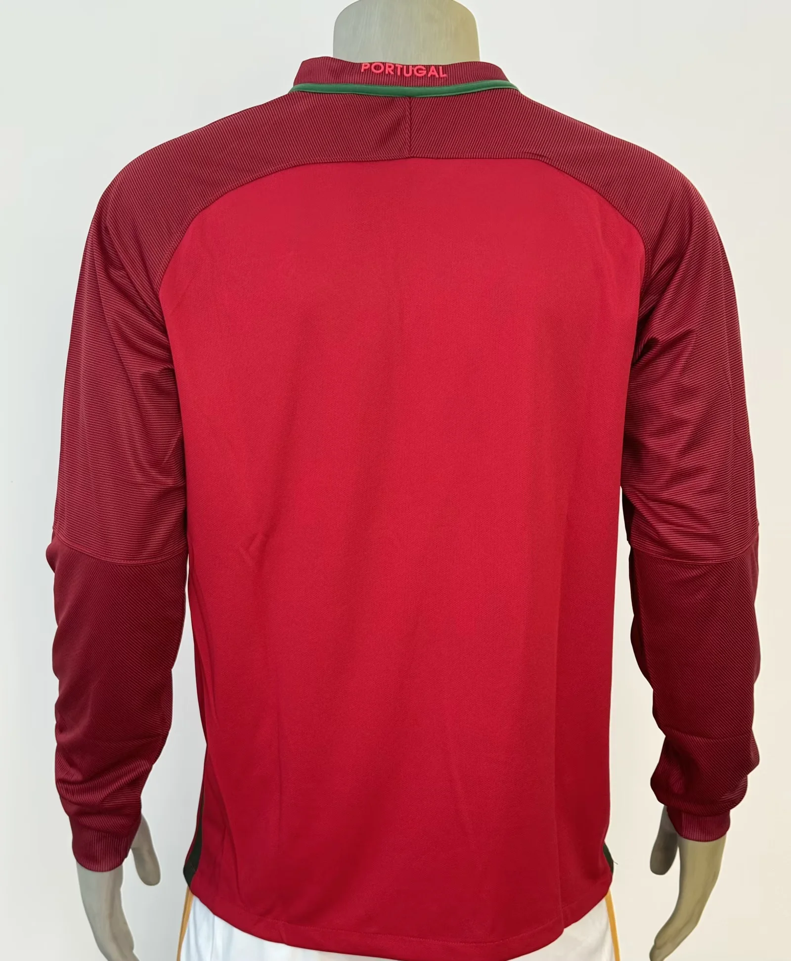 2016 Retro Long Sleeve Portugal Home Football Shirt