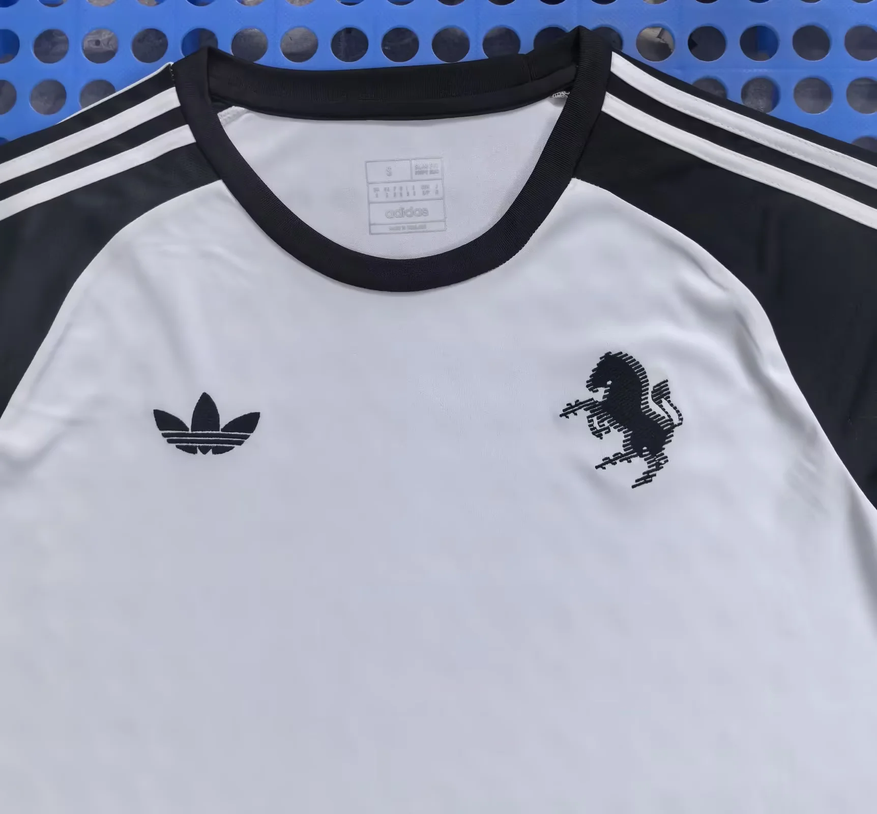 2025_ Juventus Training Levver White Fans Soccer Jersey