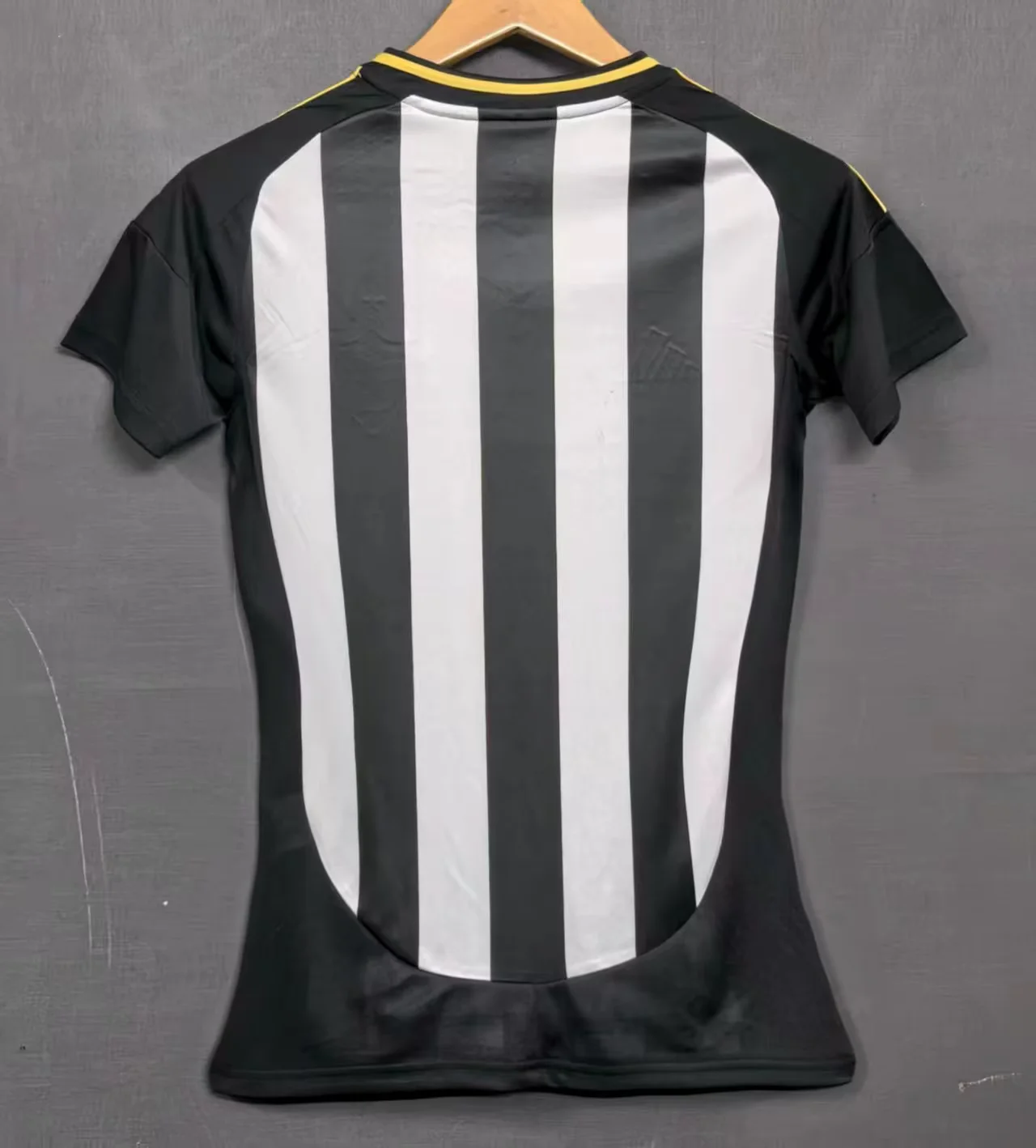 2025-26 AtlÃ©tico Mineiro Home Women Black Jersey 1:1 Thai Quality
