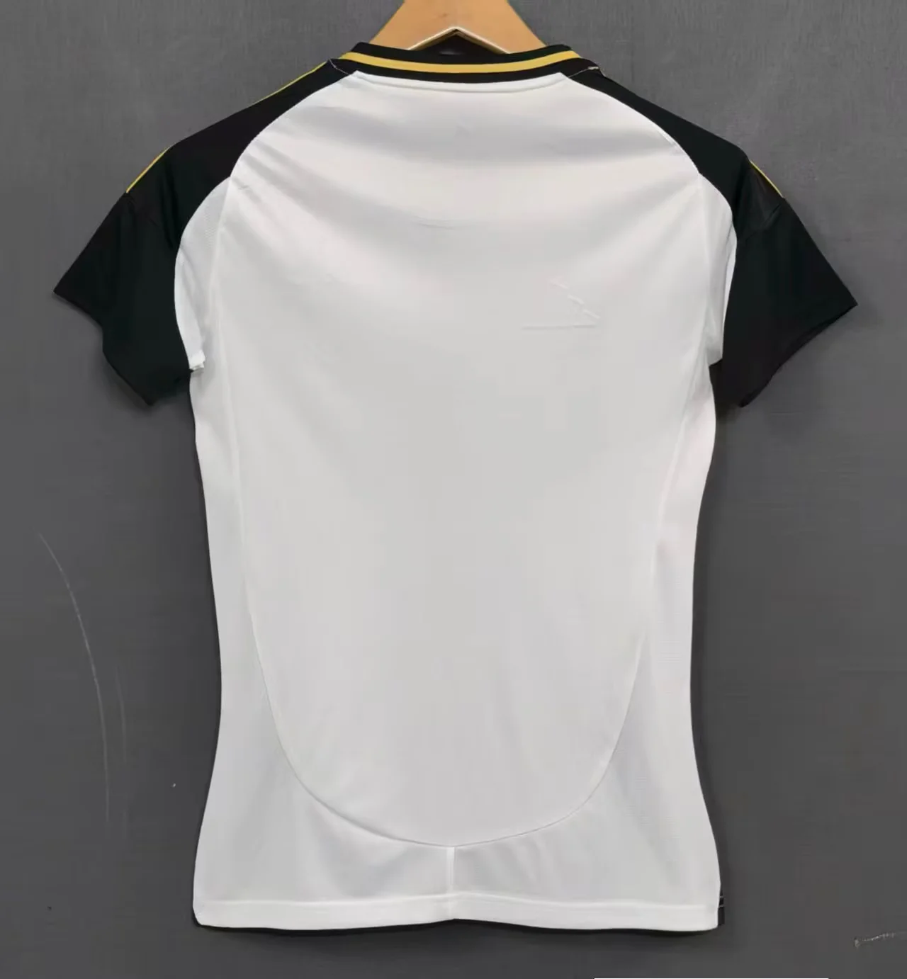 2025-26 AtlÃ©tico Mineiro Away Women White Jersey 1:1 Thai Quality