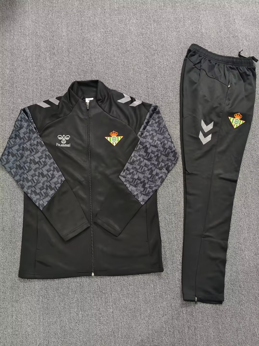 2025/2026 Real Betis Long Zipped Jacket Black Football Shirt Set