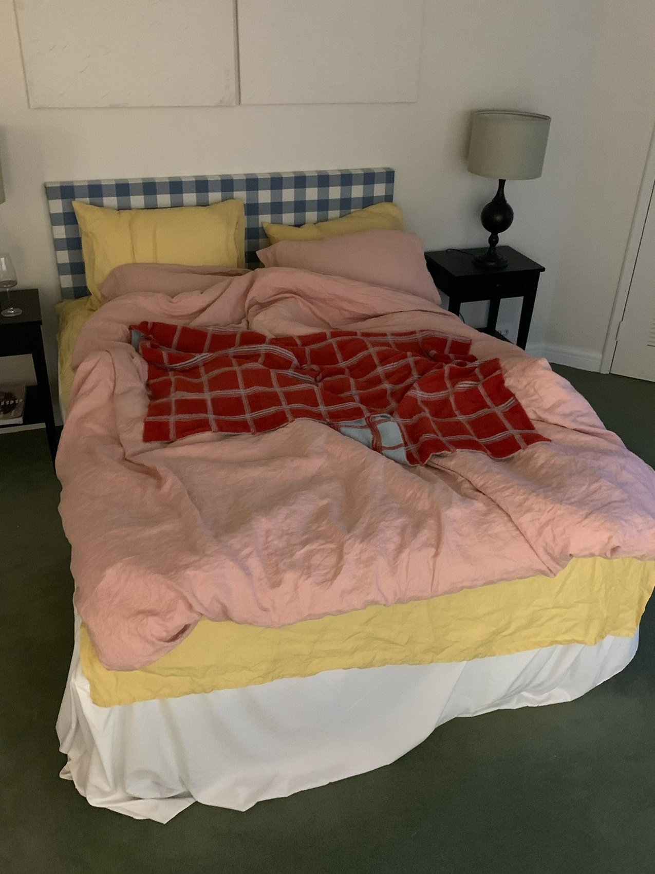 Classic Comfort: Vintage Red Plaid Throw Blanket