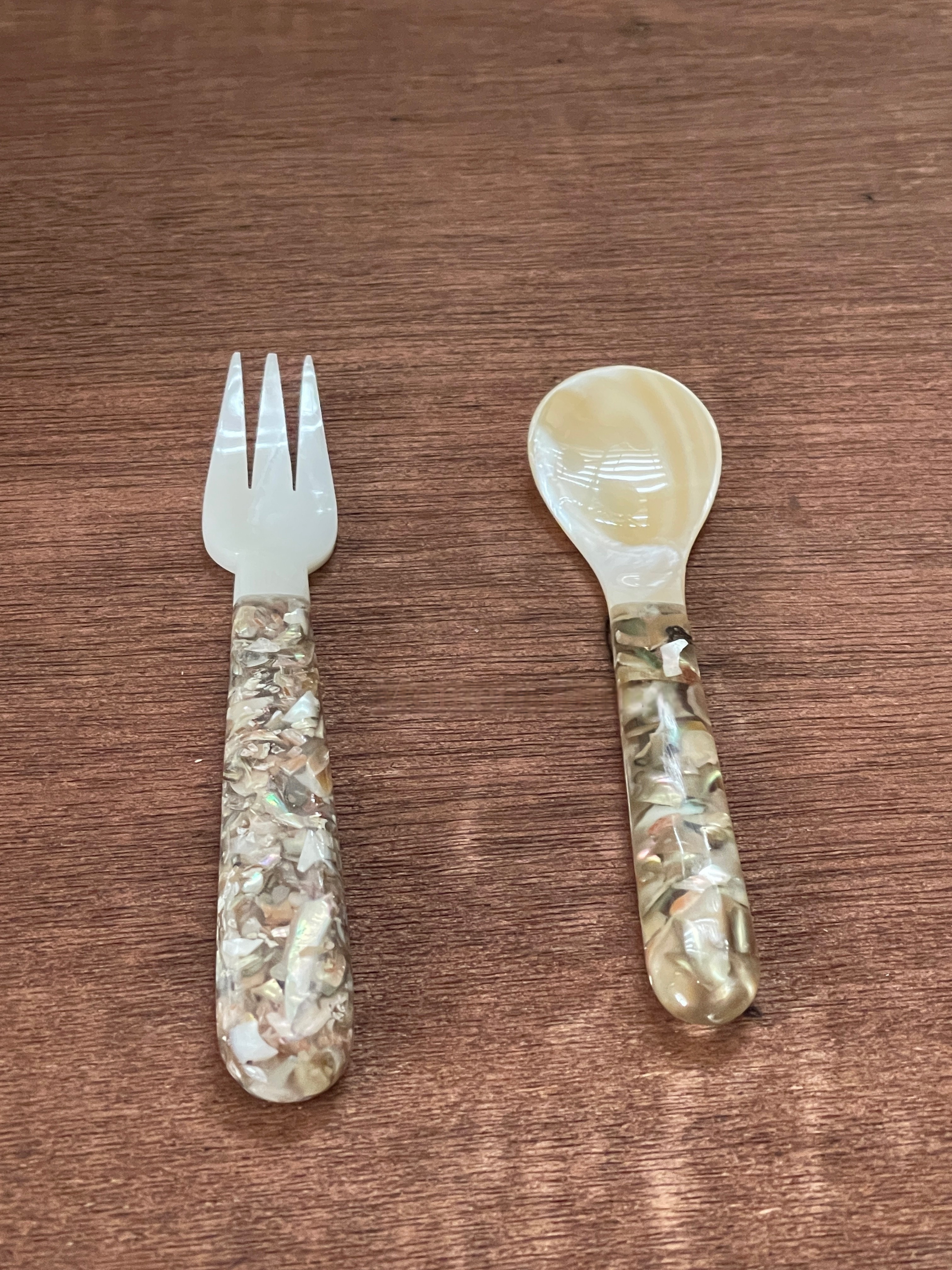 Vintage Shellware Utensil Set
