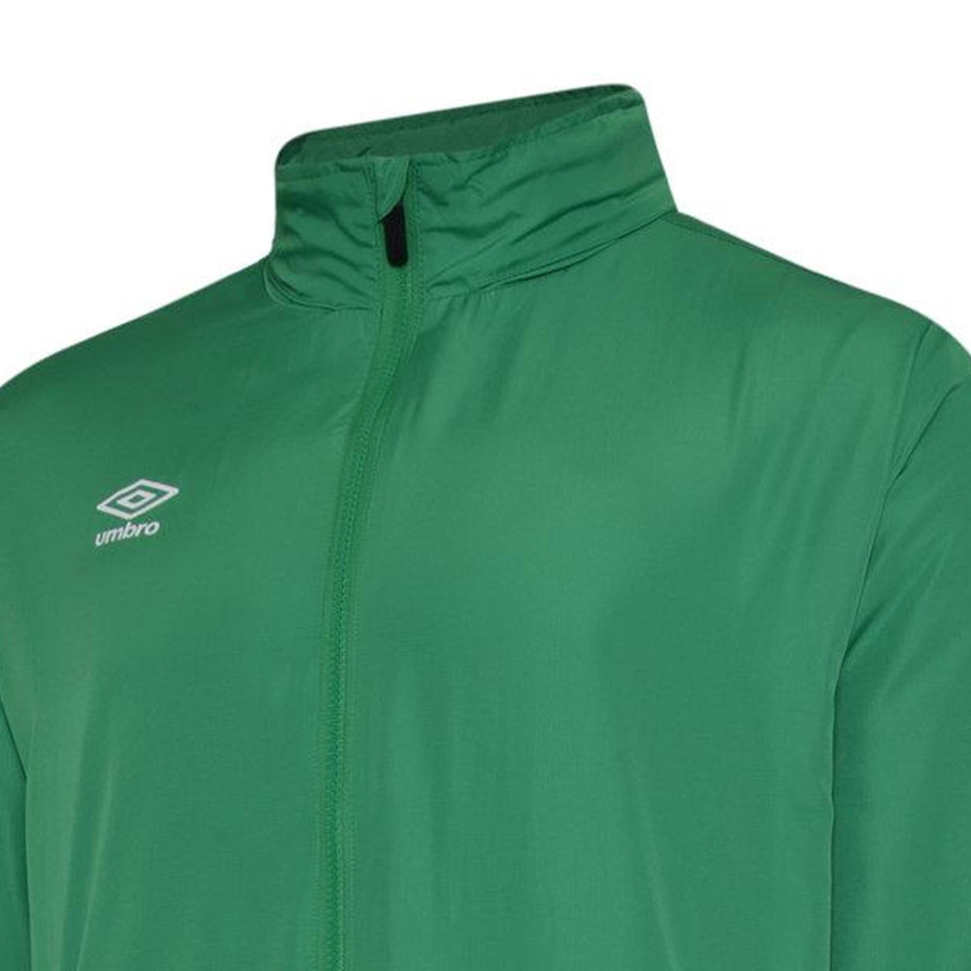 Umbro Club Essential Jacke, wasserfest