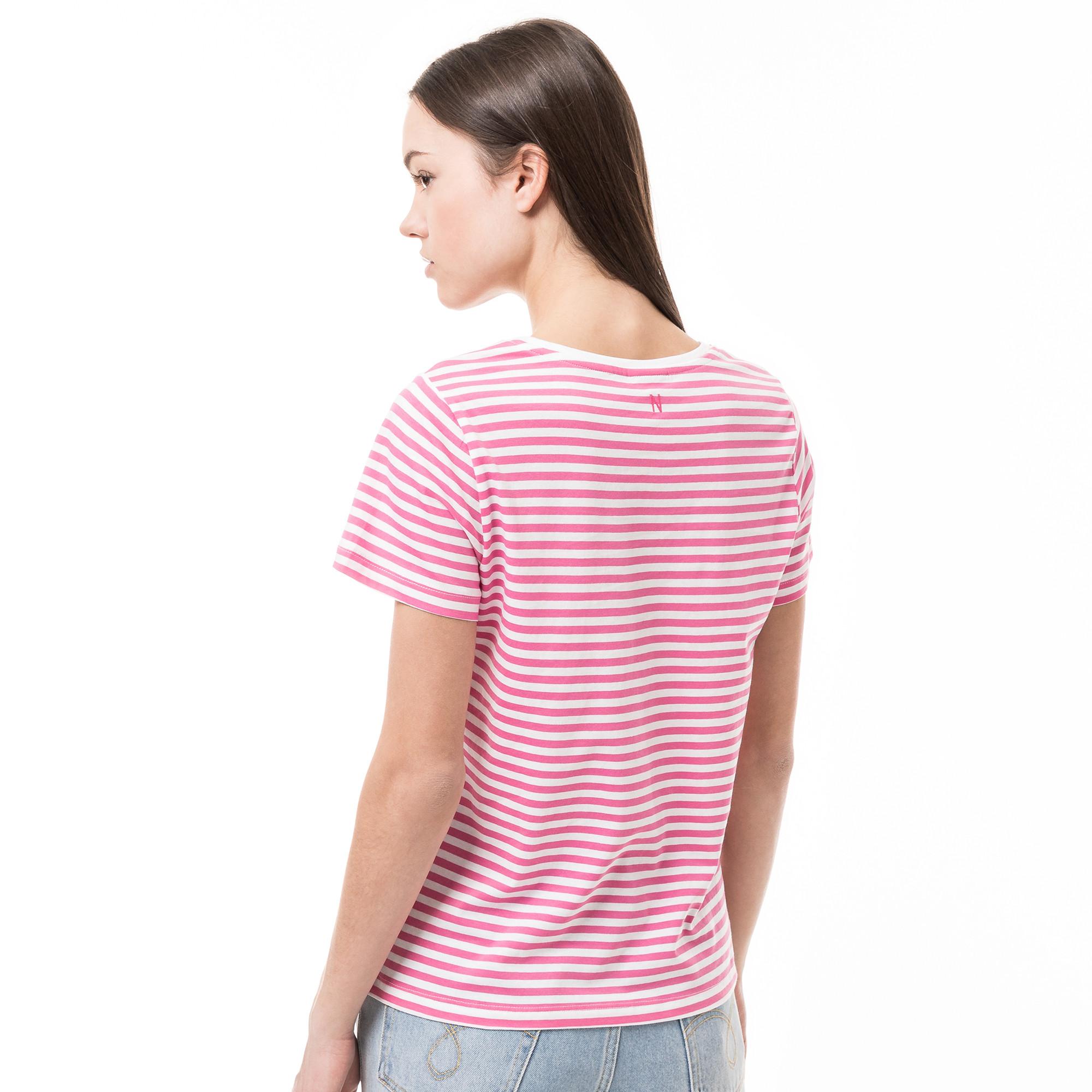 Noisy May Nate Gestreiftes Kurzarm T-Shirt mit gesticktem Motiv