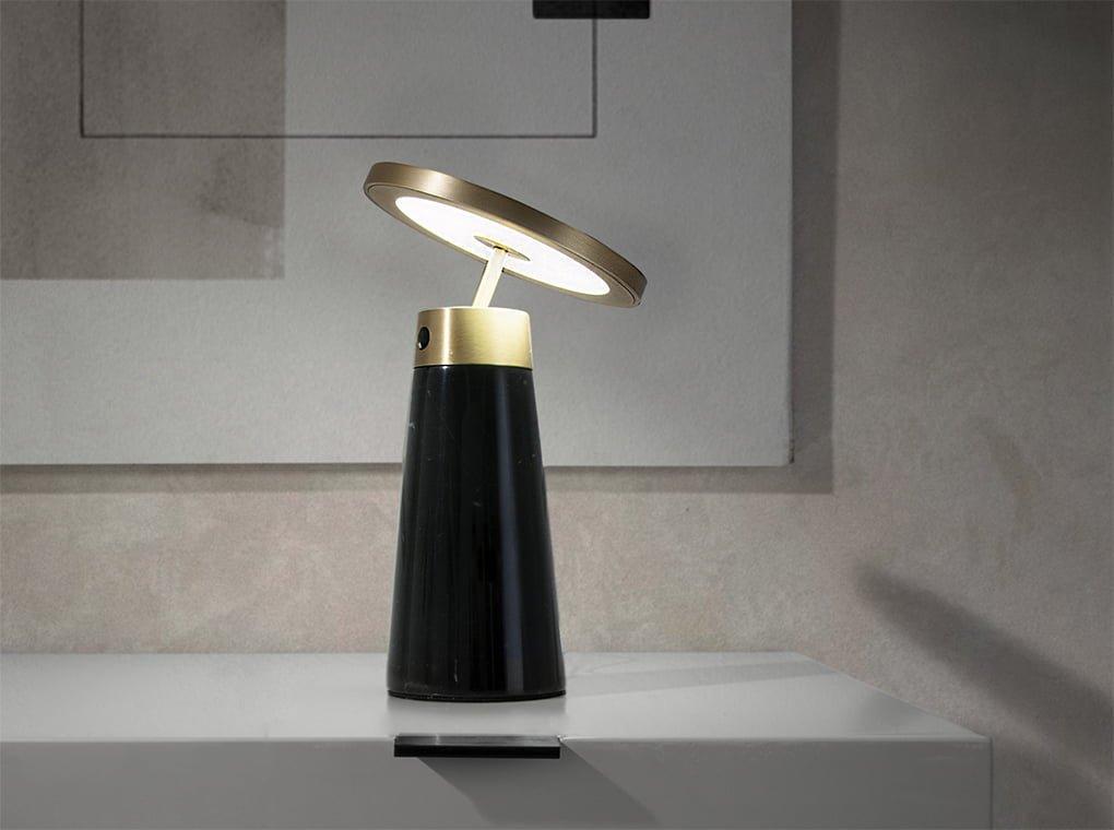 ANGEL CERDA Tischlampe aus em Marmor