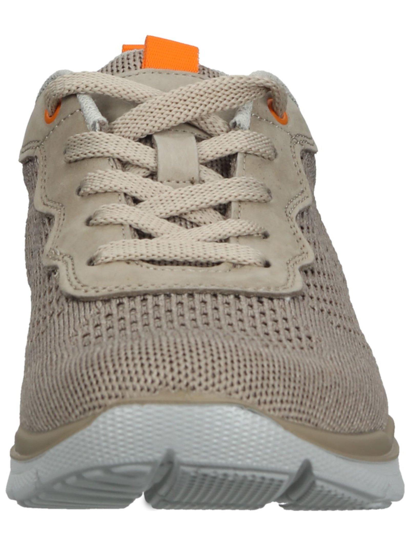 IMAC Sneaker