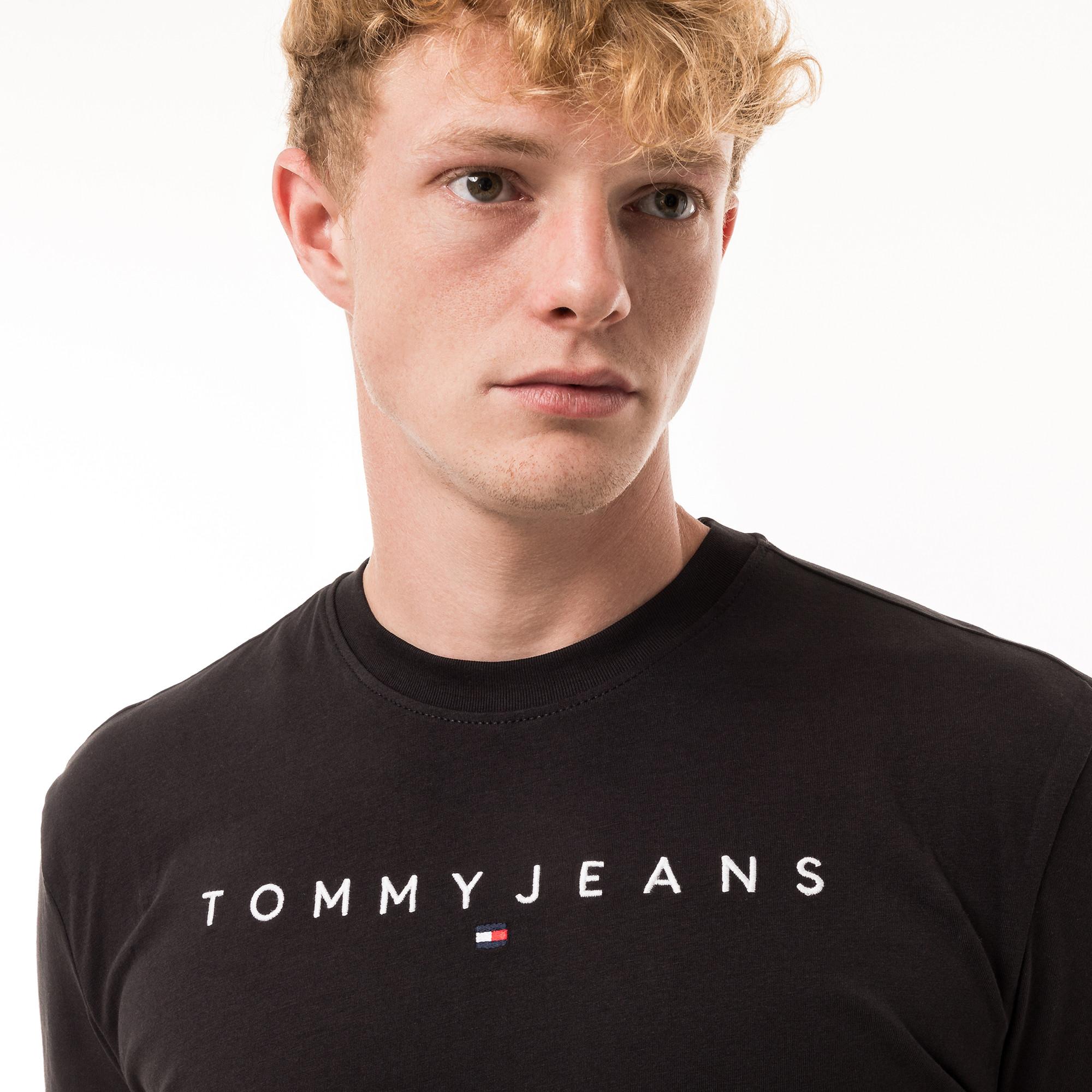 TOMMY JEANS T-Shirt mit aufgesticktem Logo