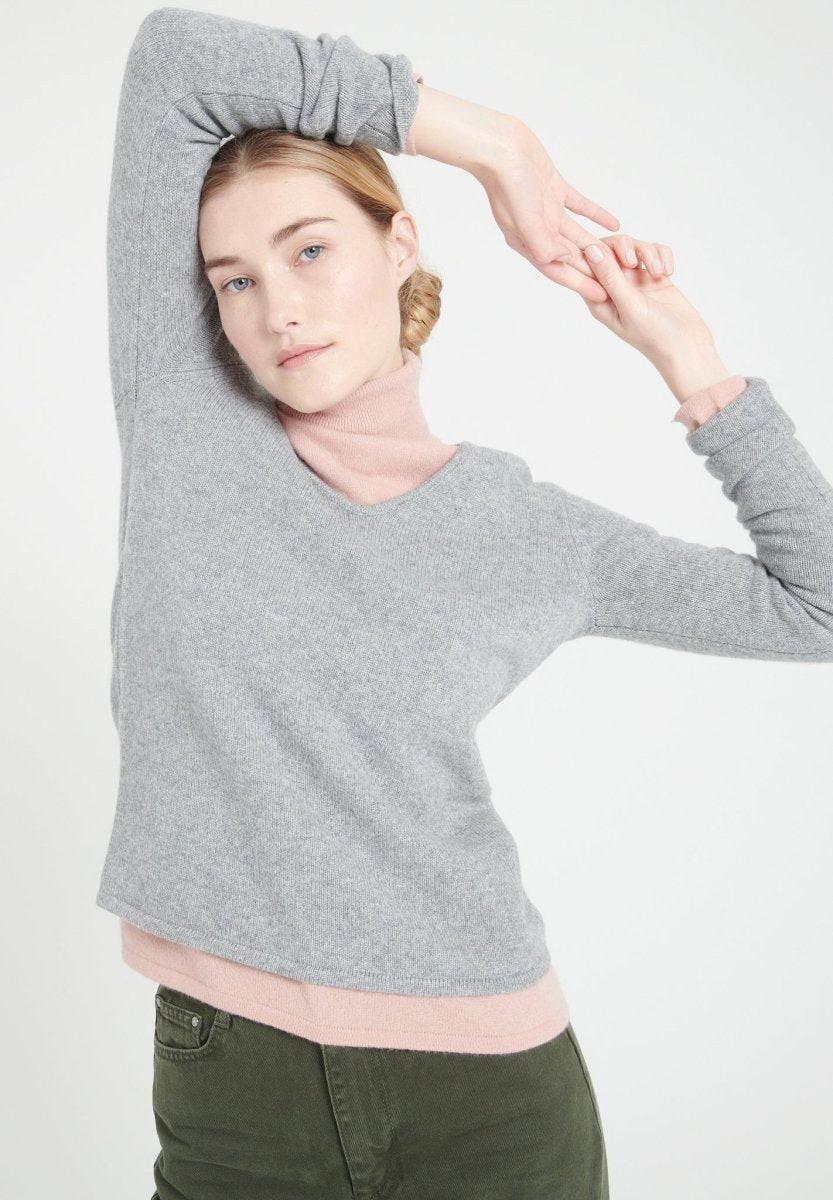 Studio Cashmere8 LILLY 20 Pullover mit V-Ausschnitt 4 Fäden - 100% Kaschmir