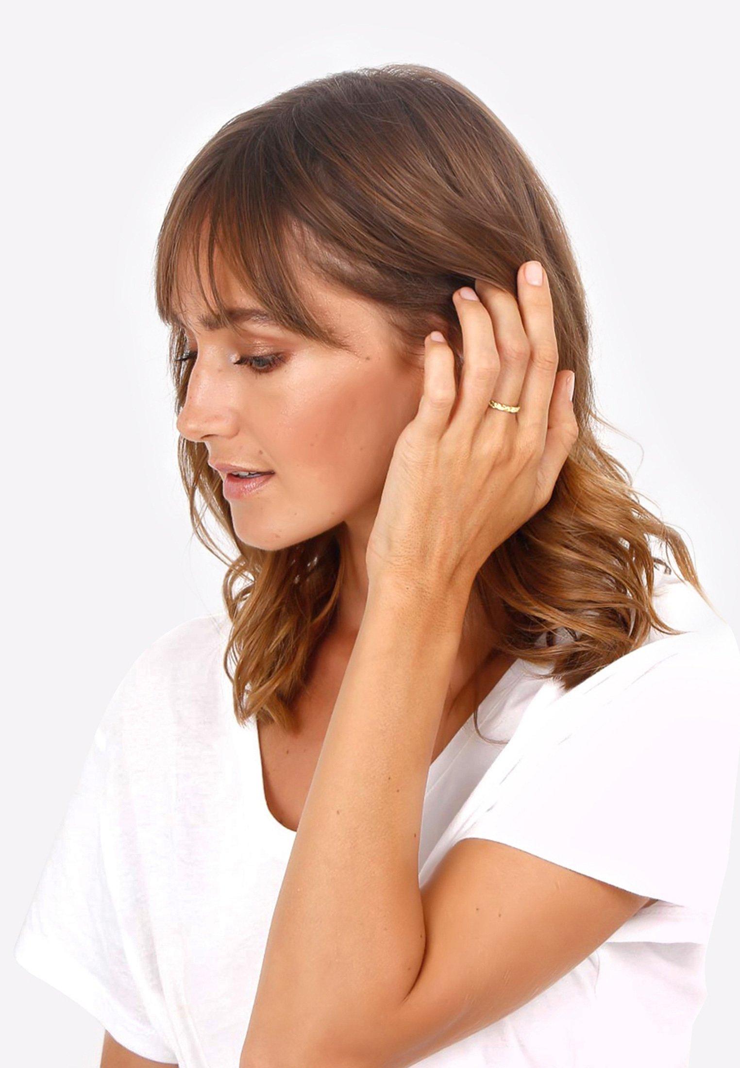 Elli Ring Knoten Design