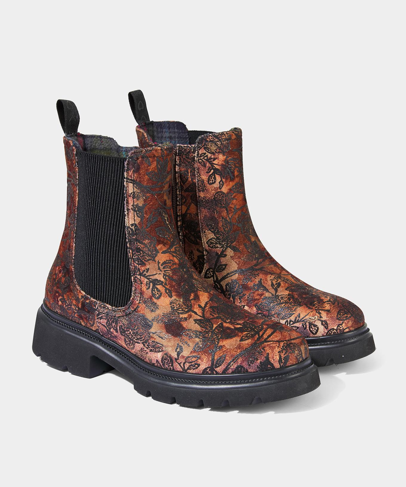 Joe Browns Chelsea-Stiefel mit herbstlichem Blumenmuster