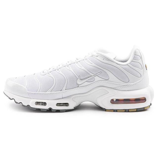 NIKE AIR MAX PLUS