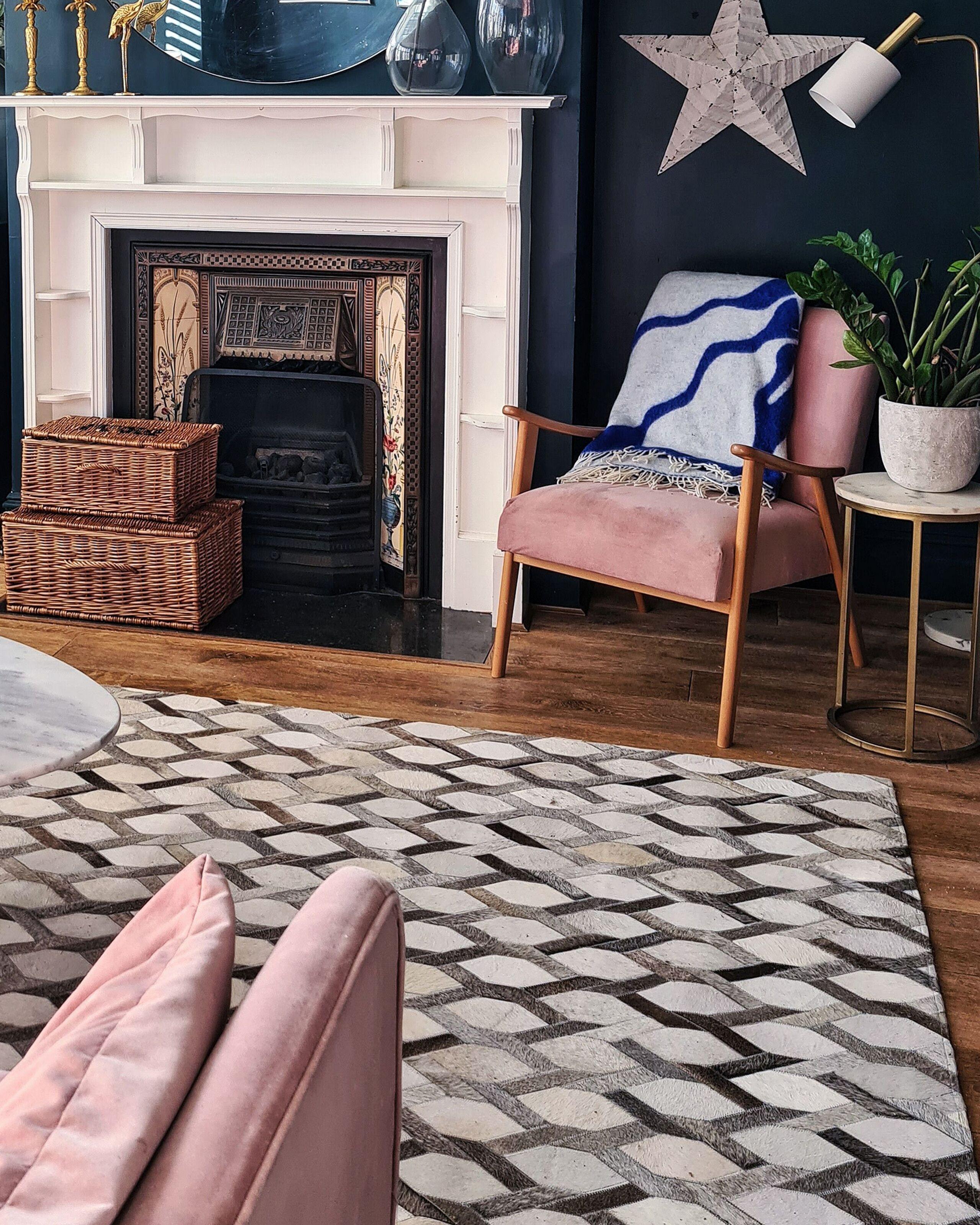 Beliani Teppich aus Kuhfell Modern AYDIN