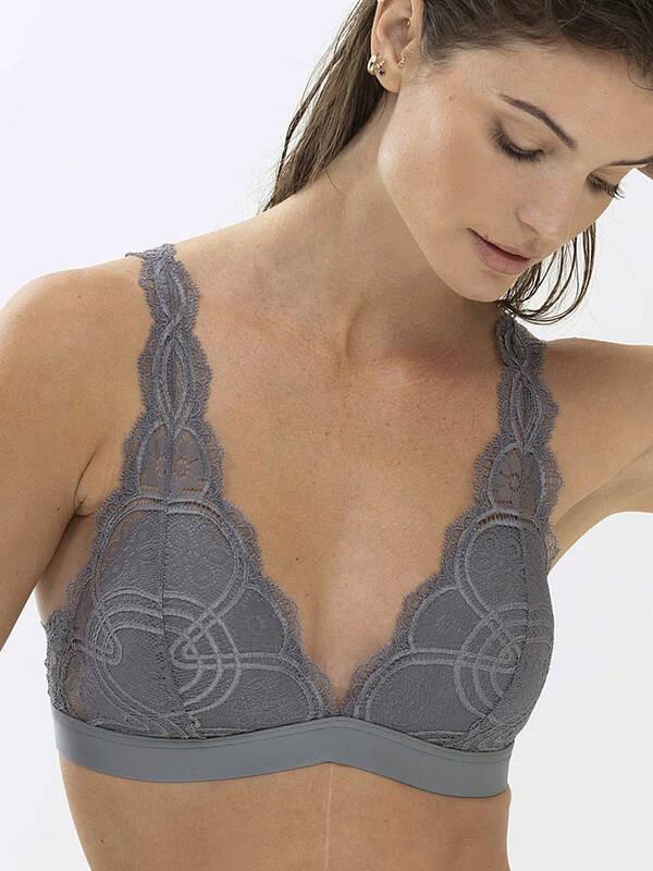 mey Poetry Fame Triangle BH