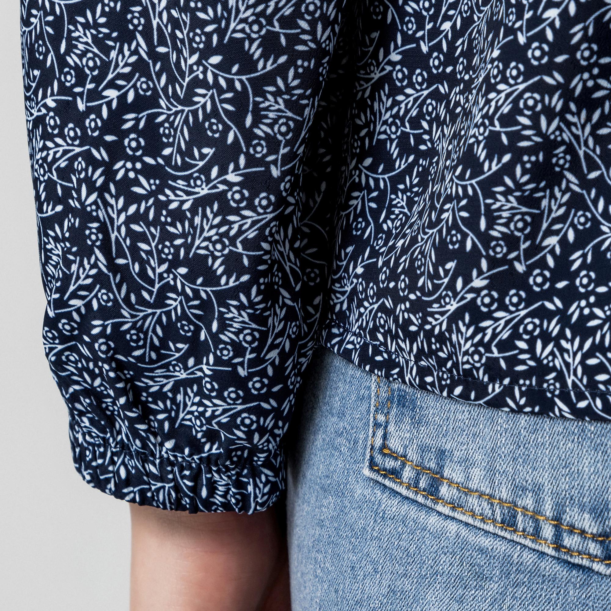 Manor Woman Bluse mit Blumenmuster und langen Ärmeln
