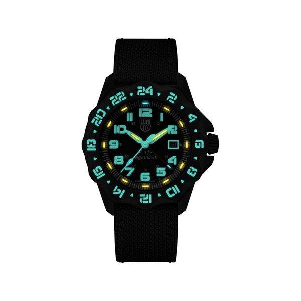 Luminox F-117 Nighthawk Analoguhr