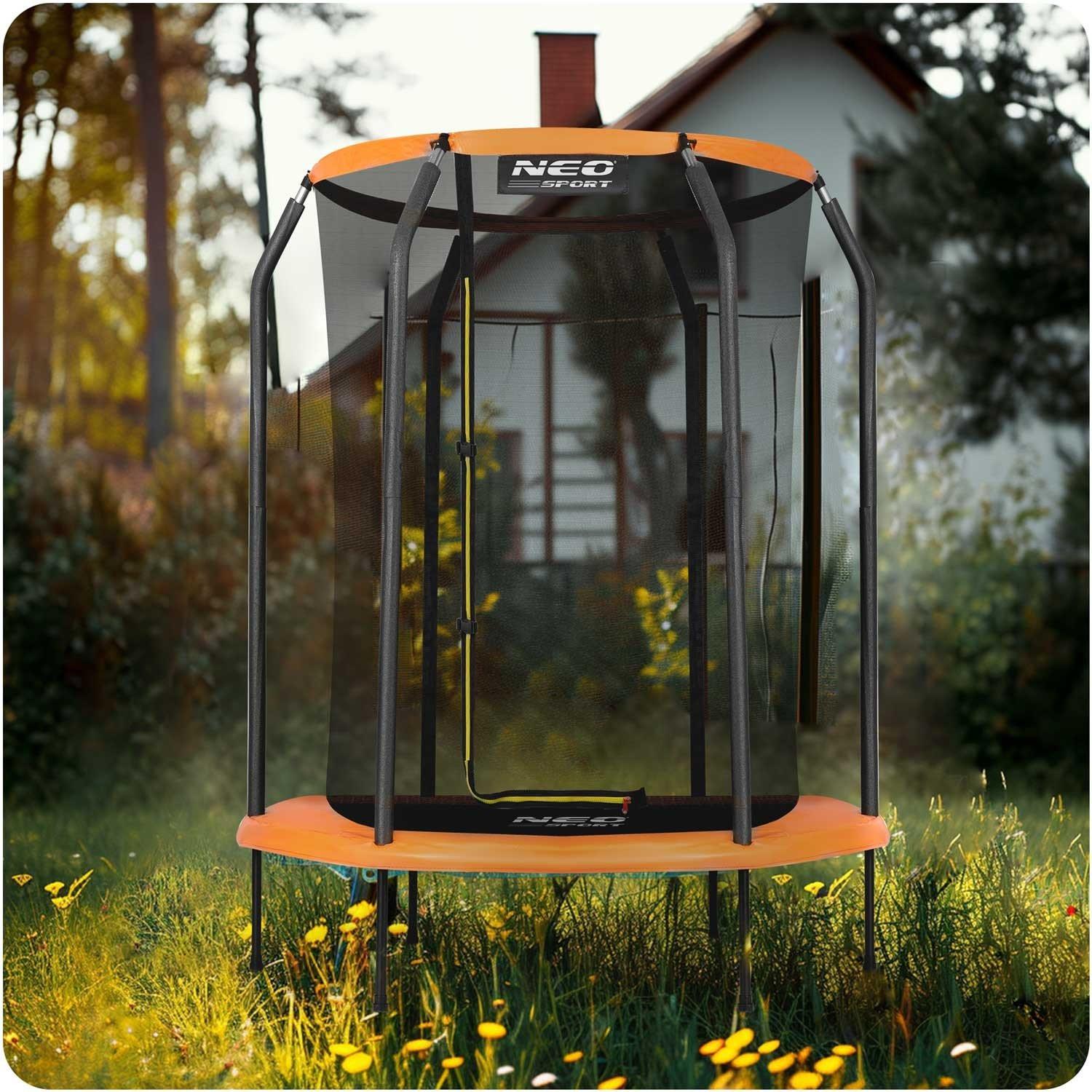 B2X Trampolin für den Garten 152 cmDas Set beinhaltet:- Trampolin 152 cm- 6 Beine- 6 Stangen mit Schaumstoffschutz- Internes Sicherheitsnetz mit ReißverschlussHauptmerkmale:- Sicherheitsnetz- Metallpfosten mit weichem Schaumstoffschutz