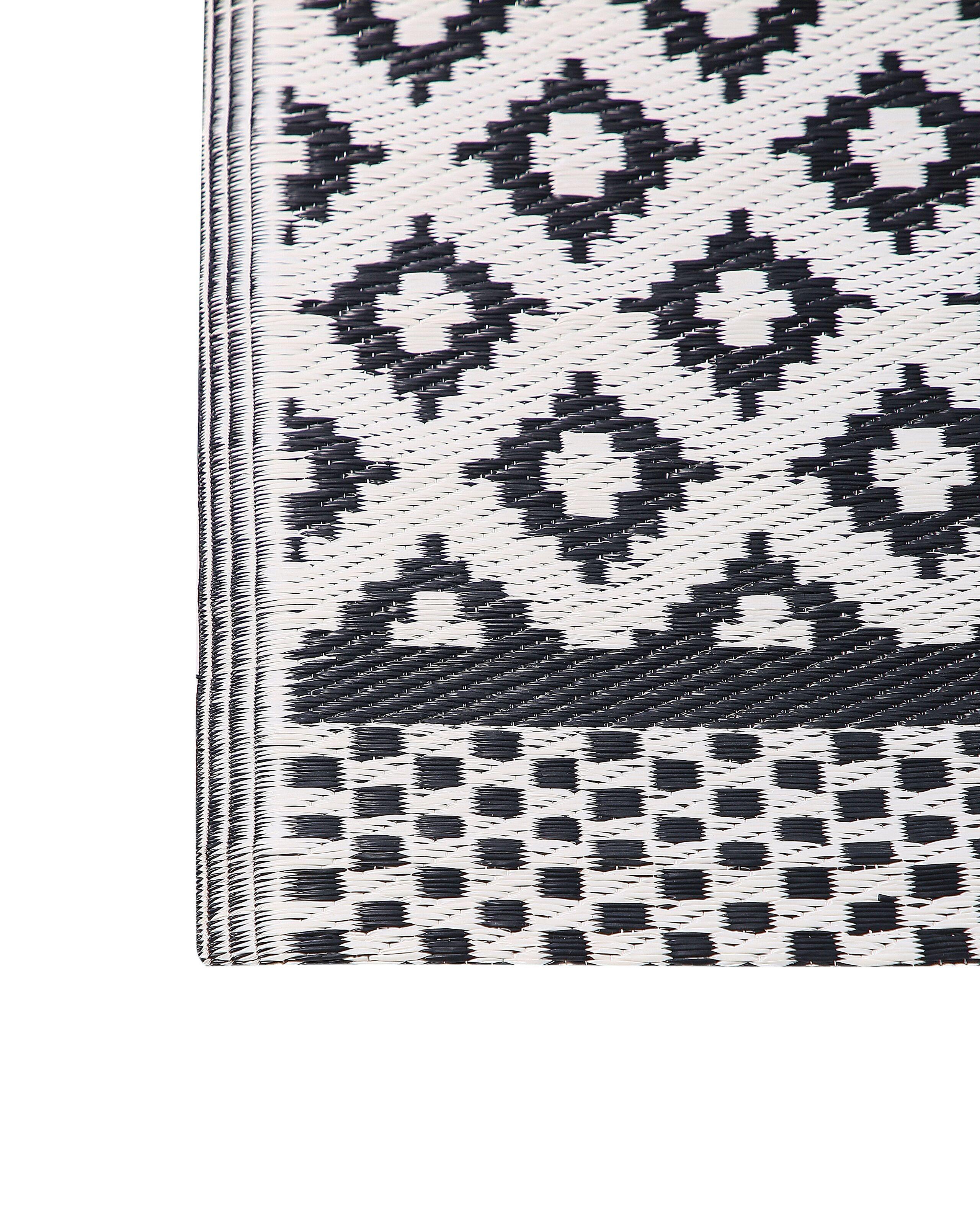 Beliani Outdoorteppich aus Polypropylen Modern THANE