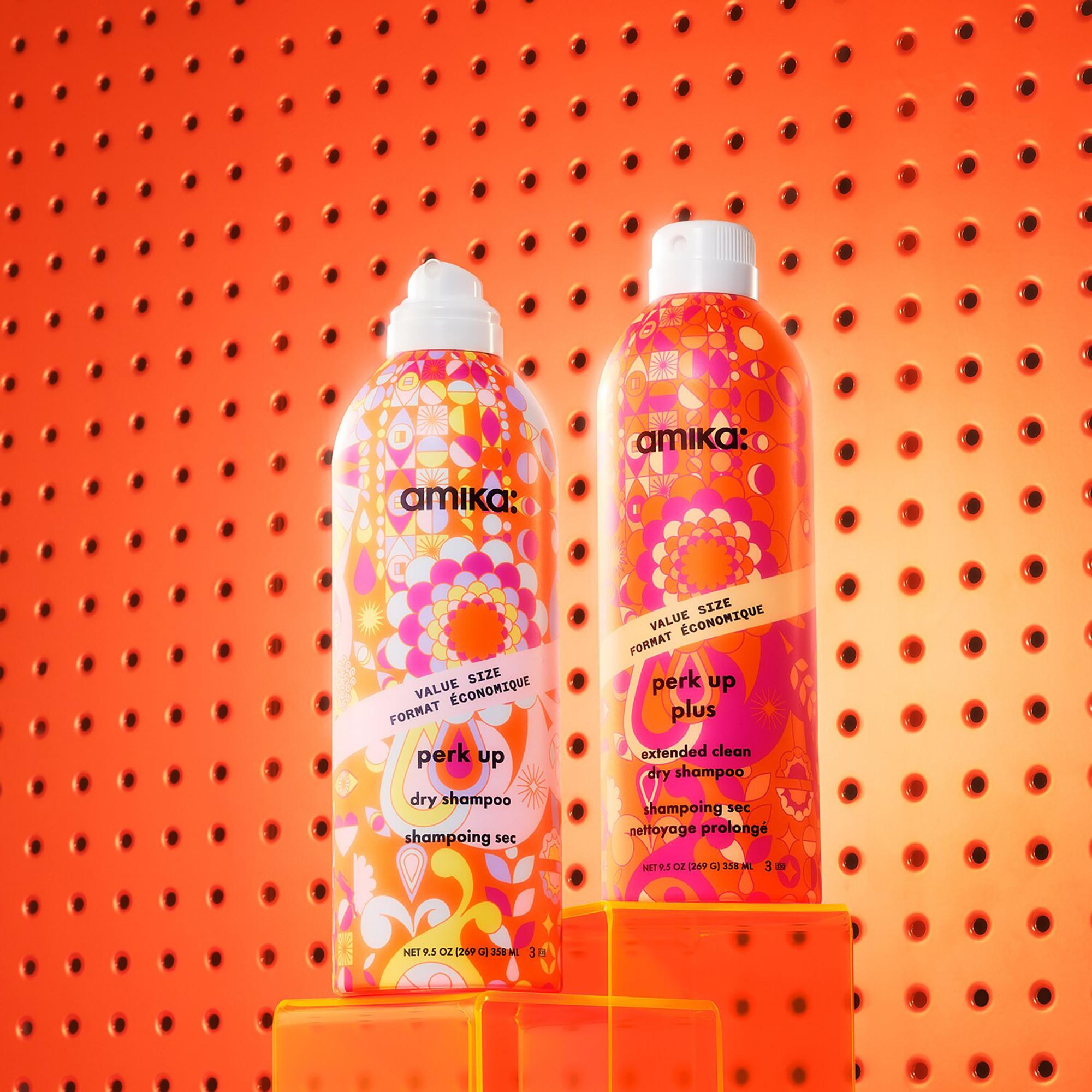 amika Perk Up - Talkumfreies Trockenshampoo