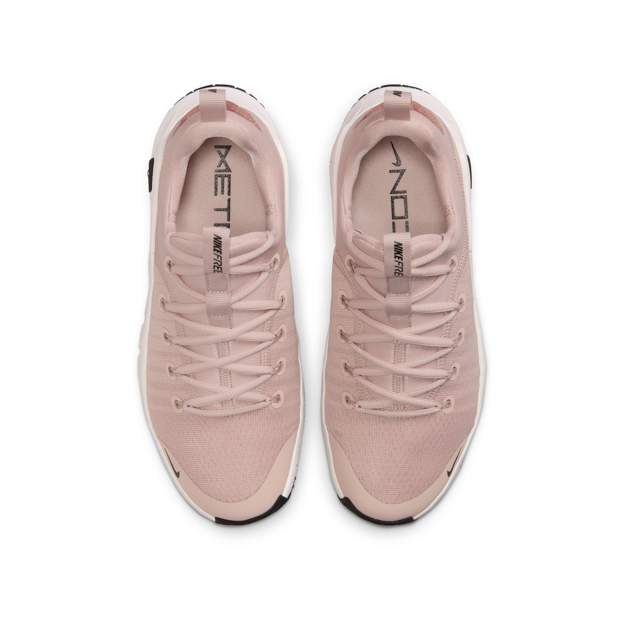 NIKE Wmns Free Metcon 6 Prm Training-Schuhe