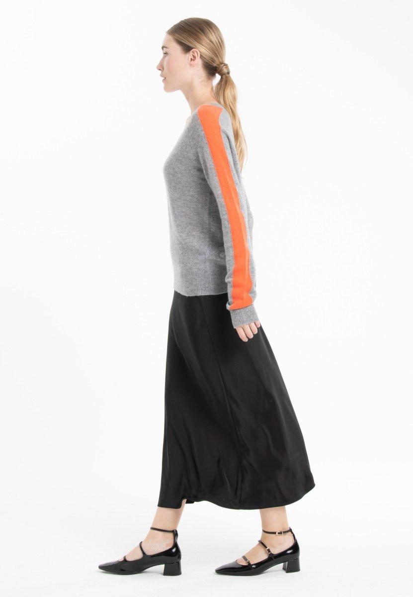 Studio Cashmere8 RIA 1 V-Ausschnitt Pullover mit Streifen an den Ärmeln - 100% Kaschmir