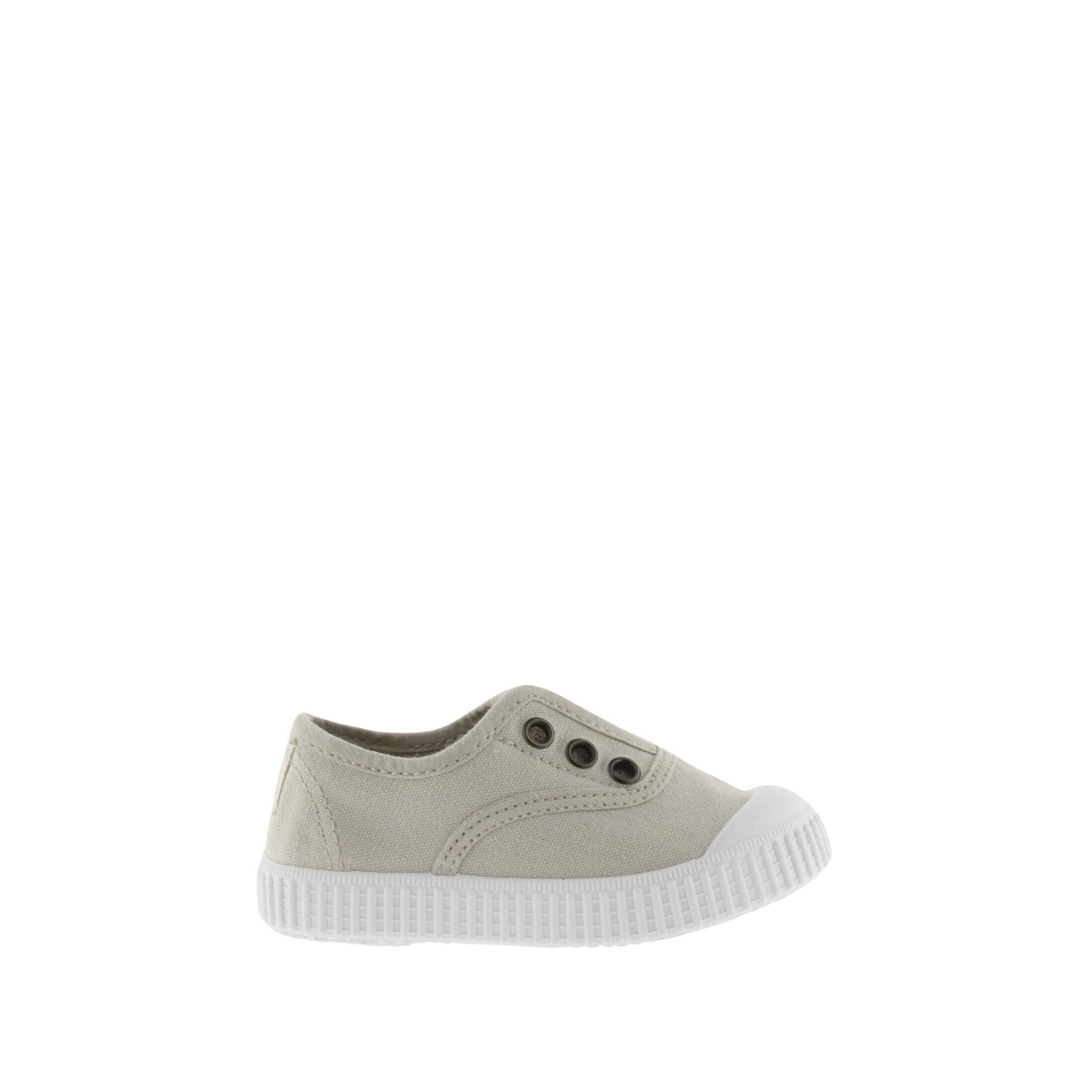 Victoria sneakers 1915