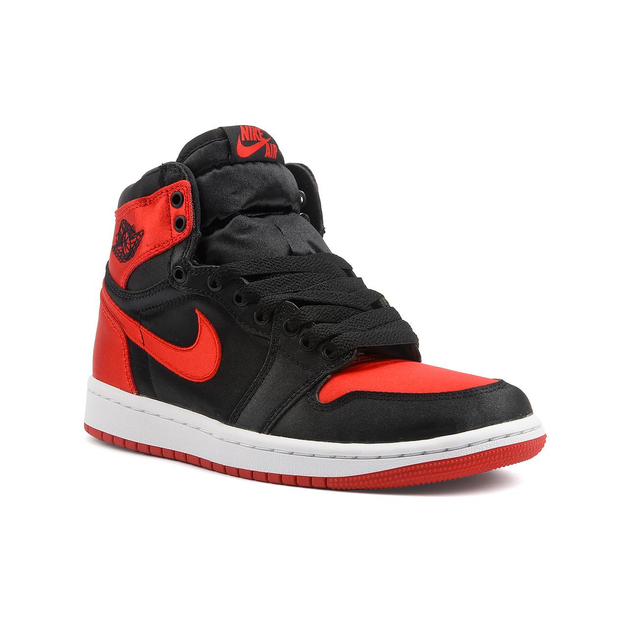 NIKE Jordan 1 Retro High OG