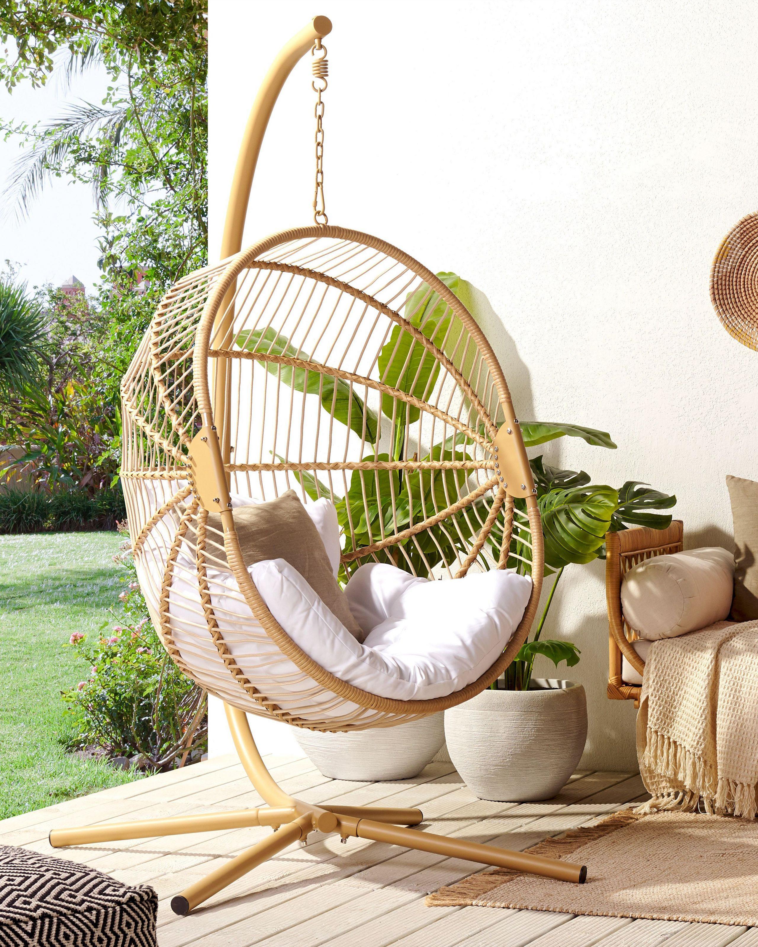 Beliani Hängesessel mit Gestell aus PE Rattan Boho ACRI