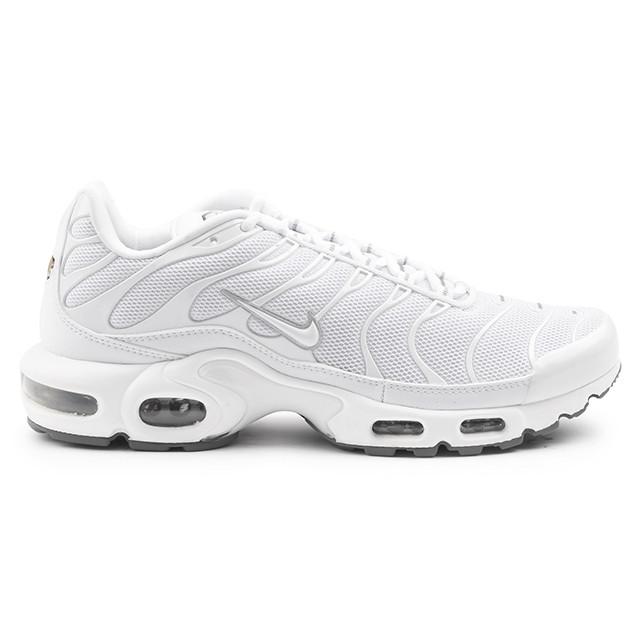 NIKE AIR MAX PLUS