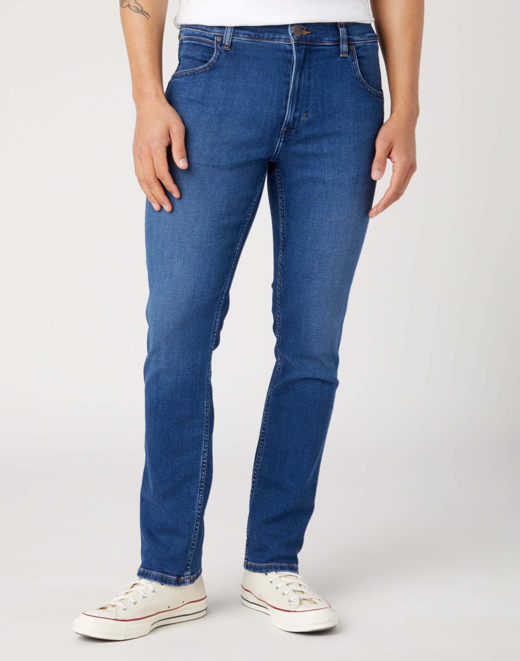 Wrangler Greensboro Medium Stretch Straight Leg Jeans