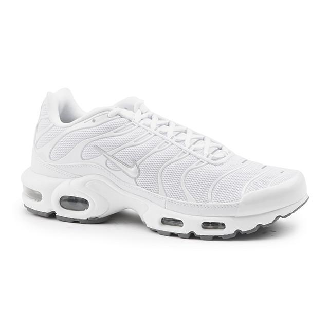NIKE AIR MAX PLUS
