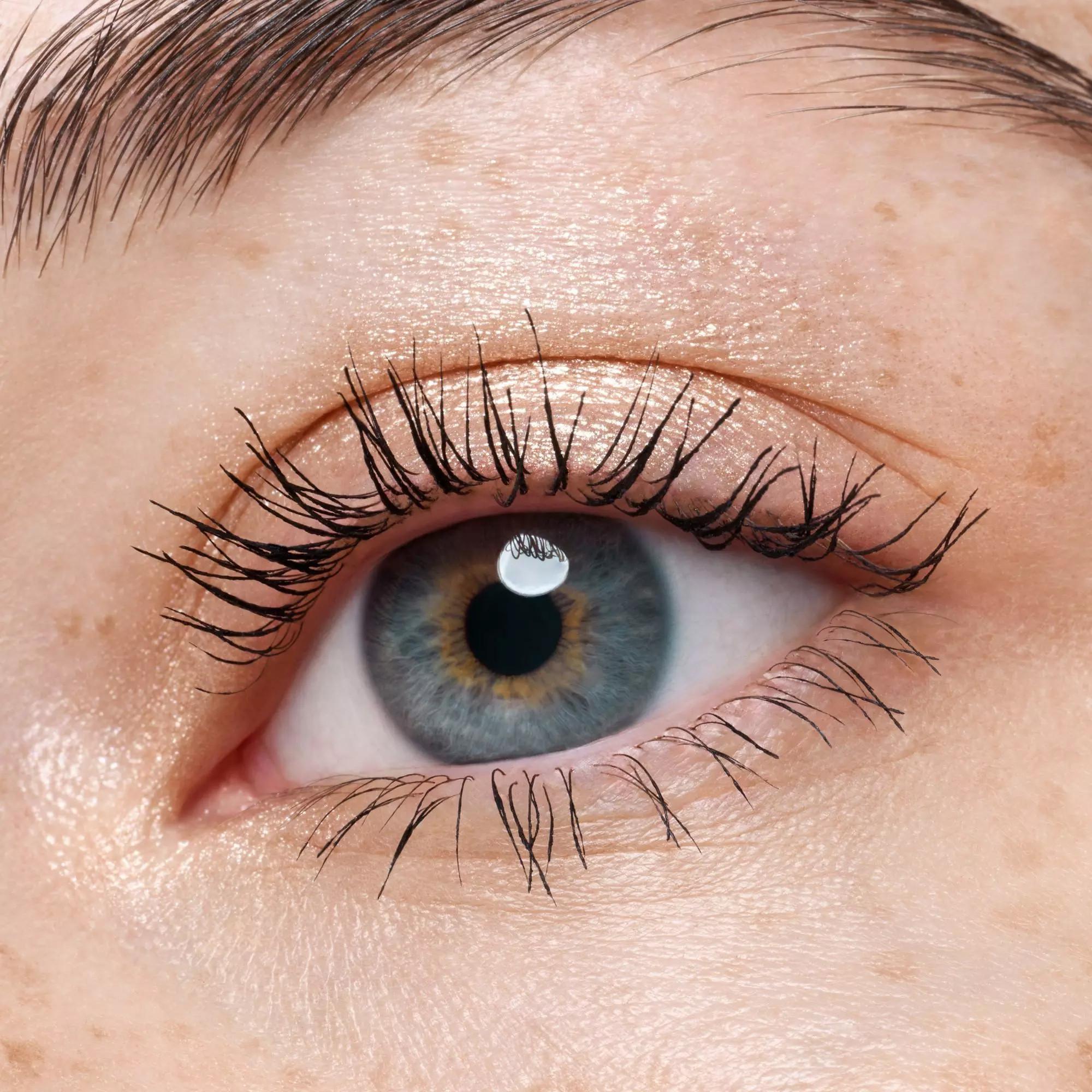 CATRICE Metallic Spark Cream Eyeshadow