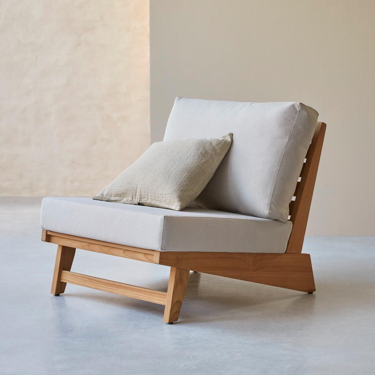 Tikamoon Sessel aus massivem Teak Olia