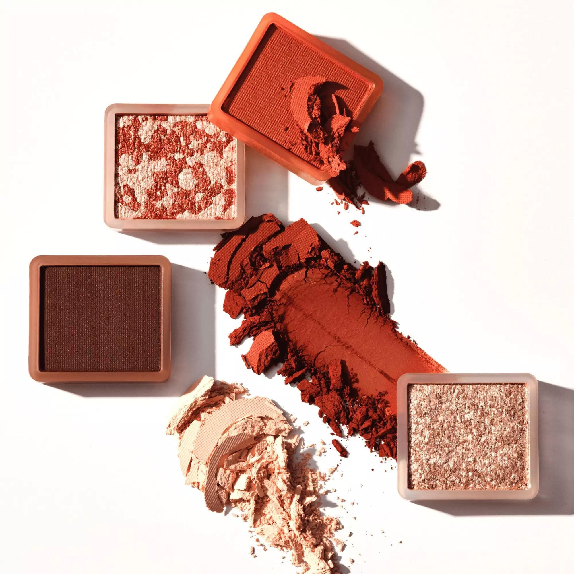 CATRICE Tiny Treasures Eyeshadow Palette