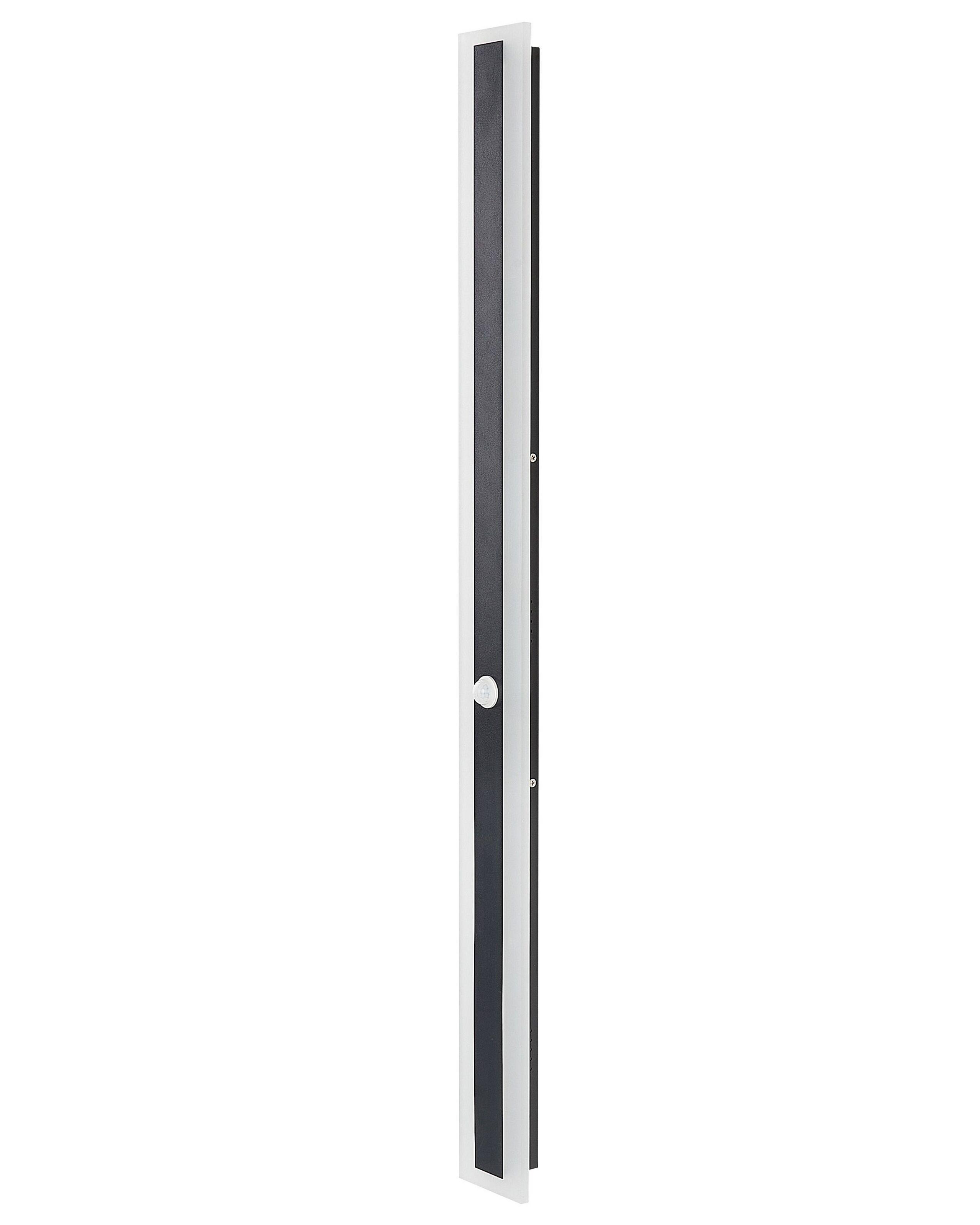 Beliani LED Aussenwandleuchte aus Stahl Modern SAVANE