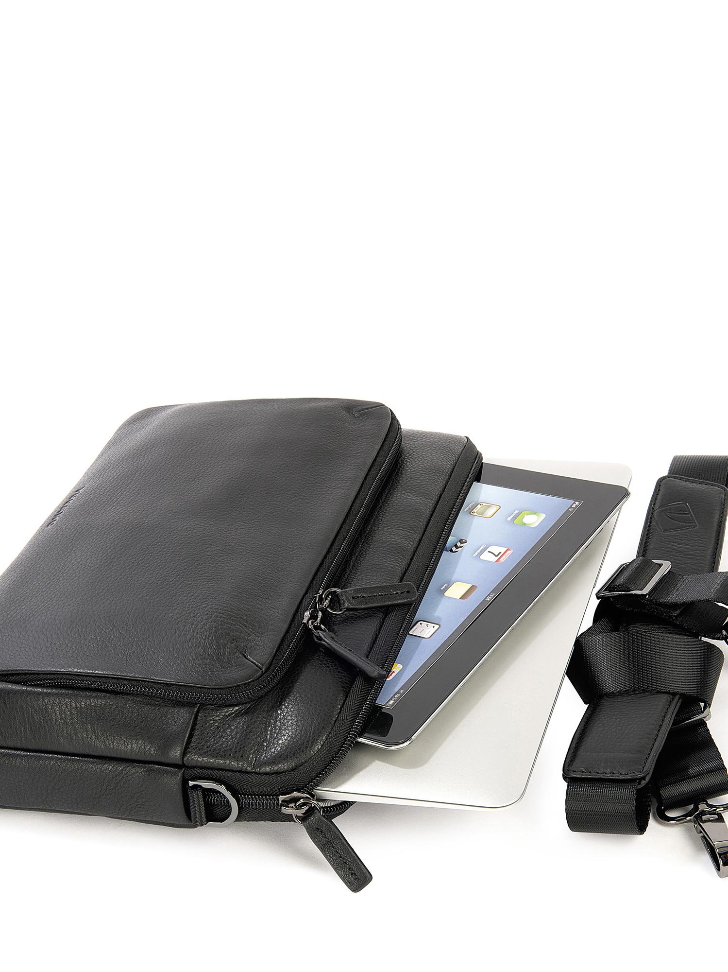 TUCANO Umhängetasche