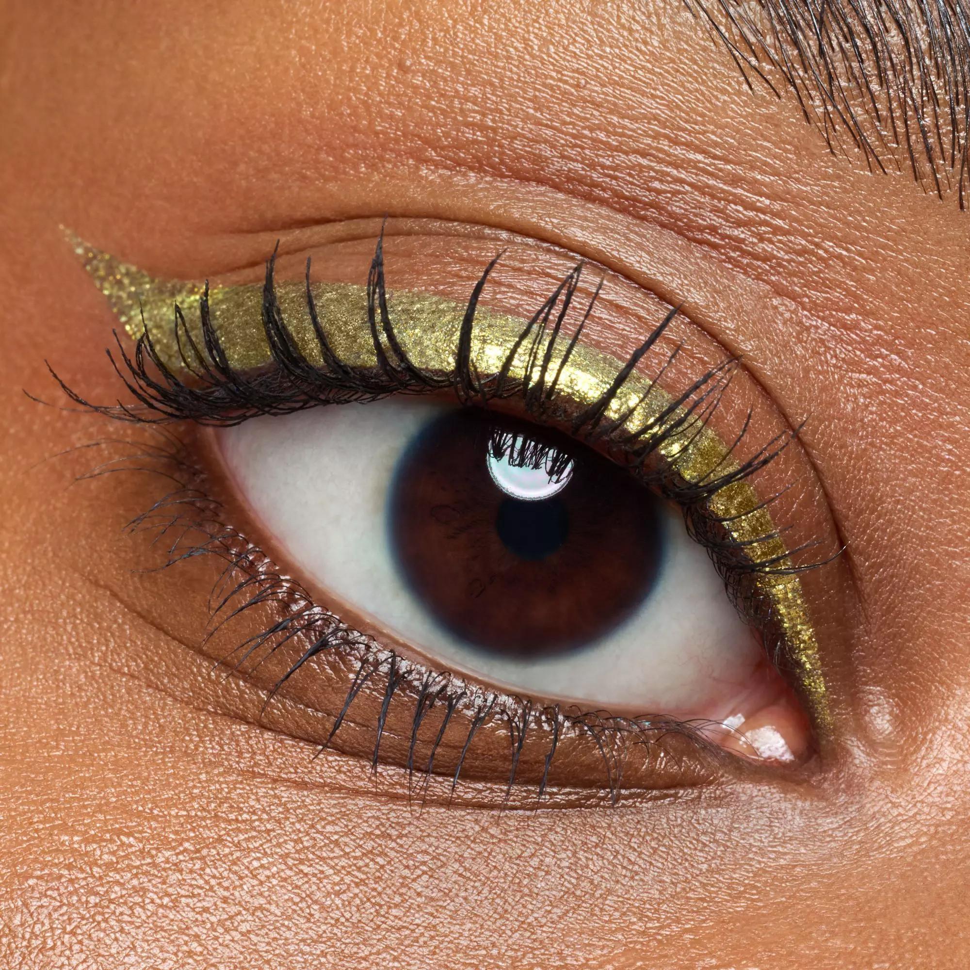 CATRICE Space Glam Liquid Effect Eyeliner