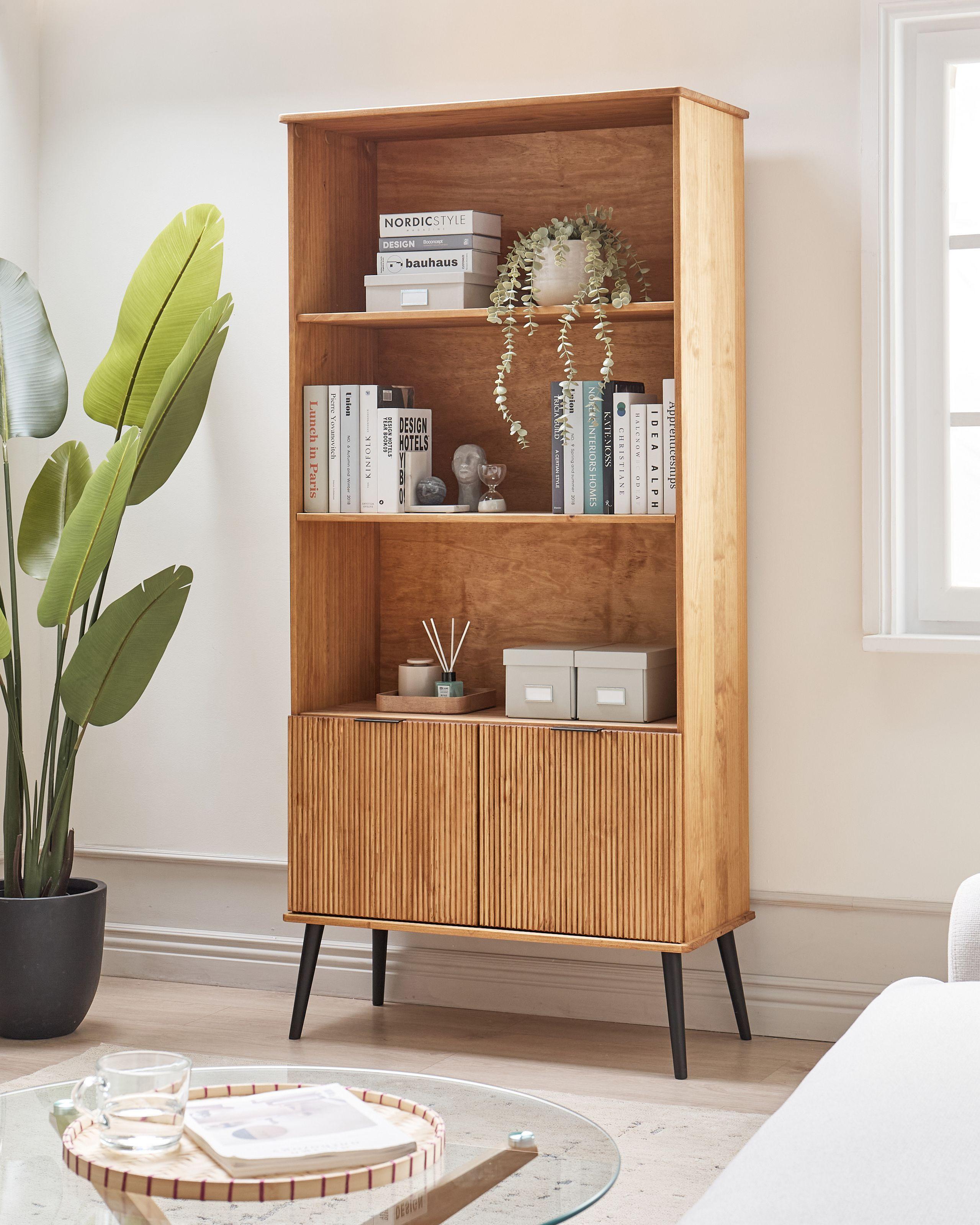 Beliani Bücherregal aus Kiefernholz Rustikal TIMMINS