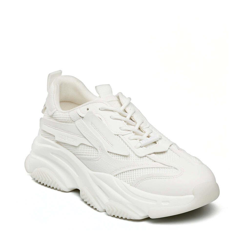 STEVE MADDEN sneakers possess