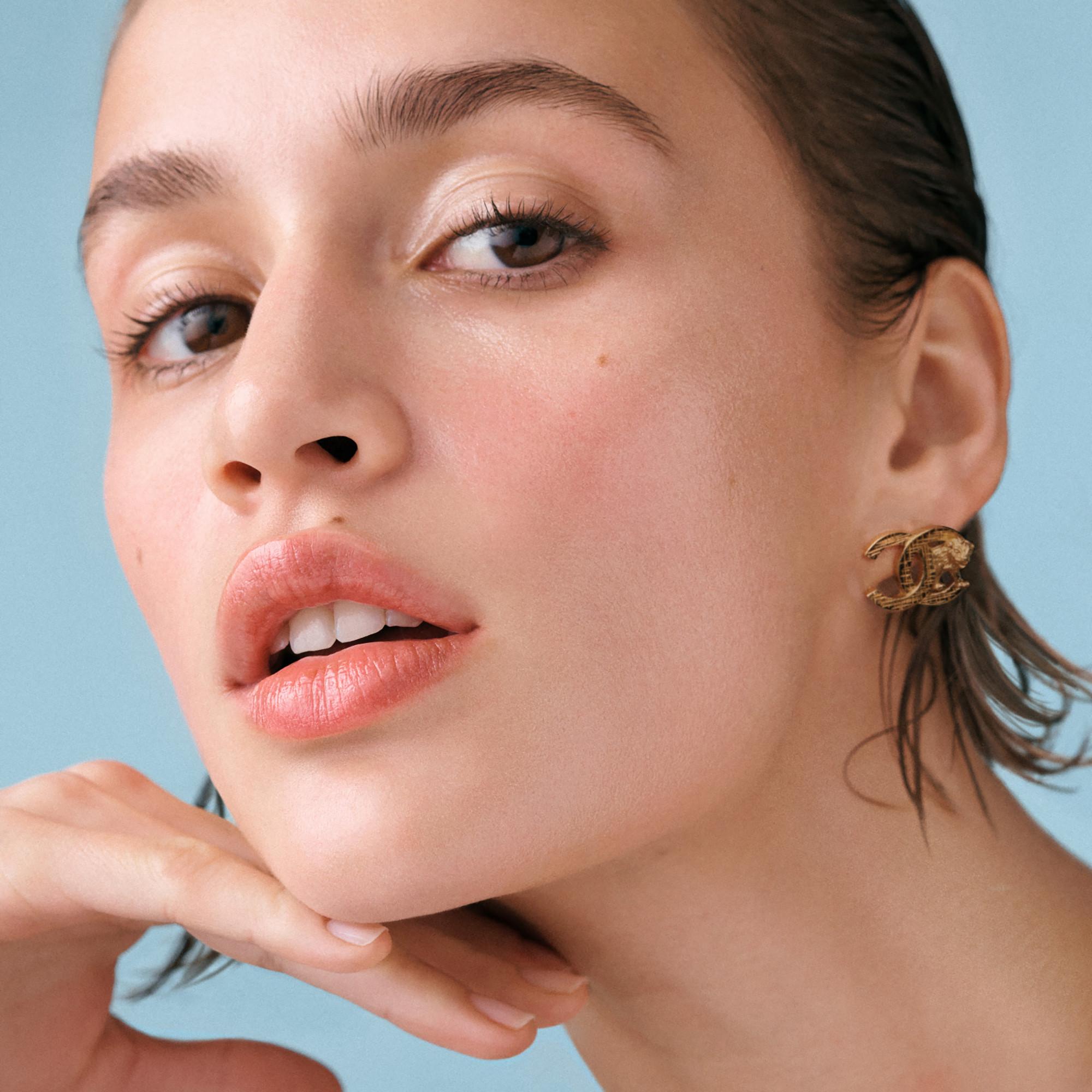 CHANEL HYDRA BEAUTY NUTRITION intensiv pflegender lippenbalsam