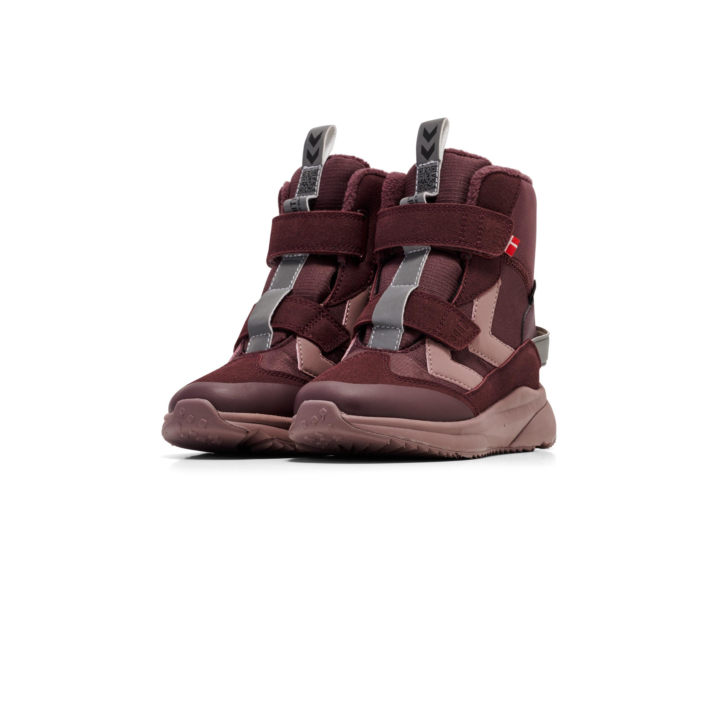 Hummel sneakers reach conquer super high tex