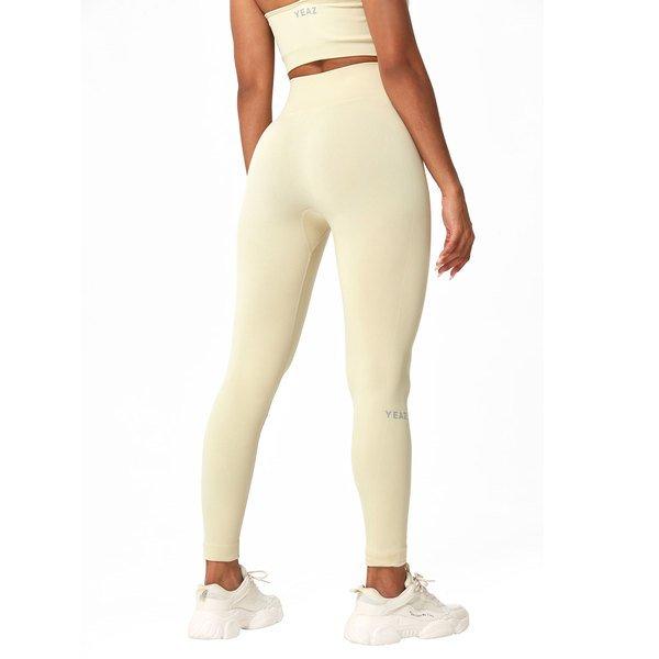 YEAZ Charm Top & Leggings