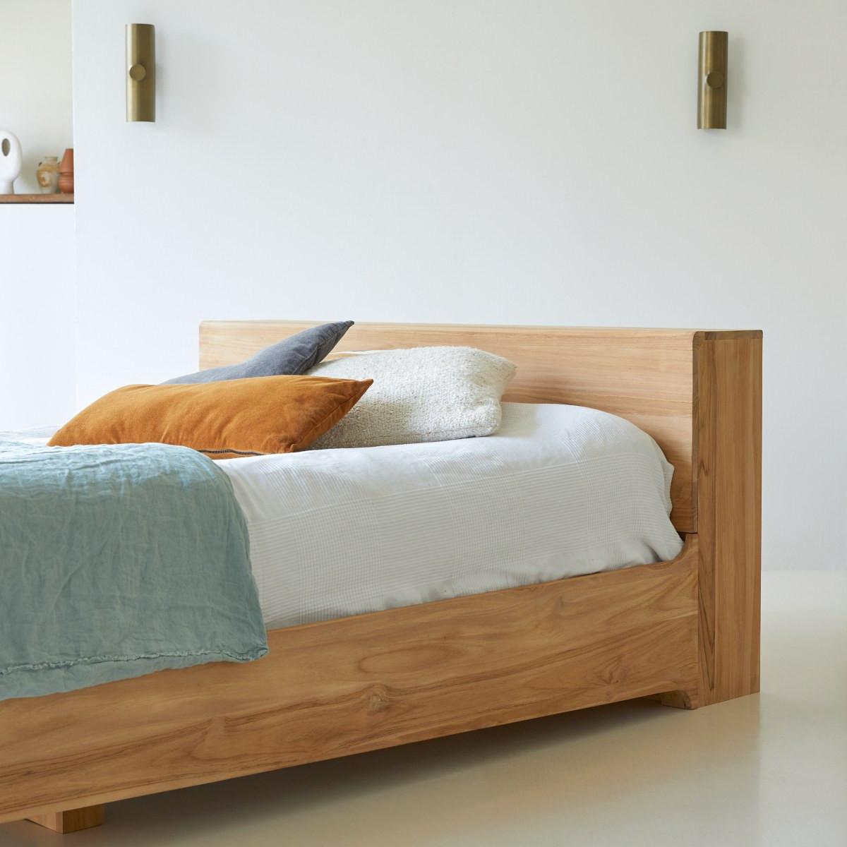 Tikamoon Bett aus massivem Teakholz 160x200 cm Flat