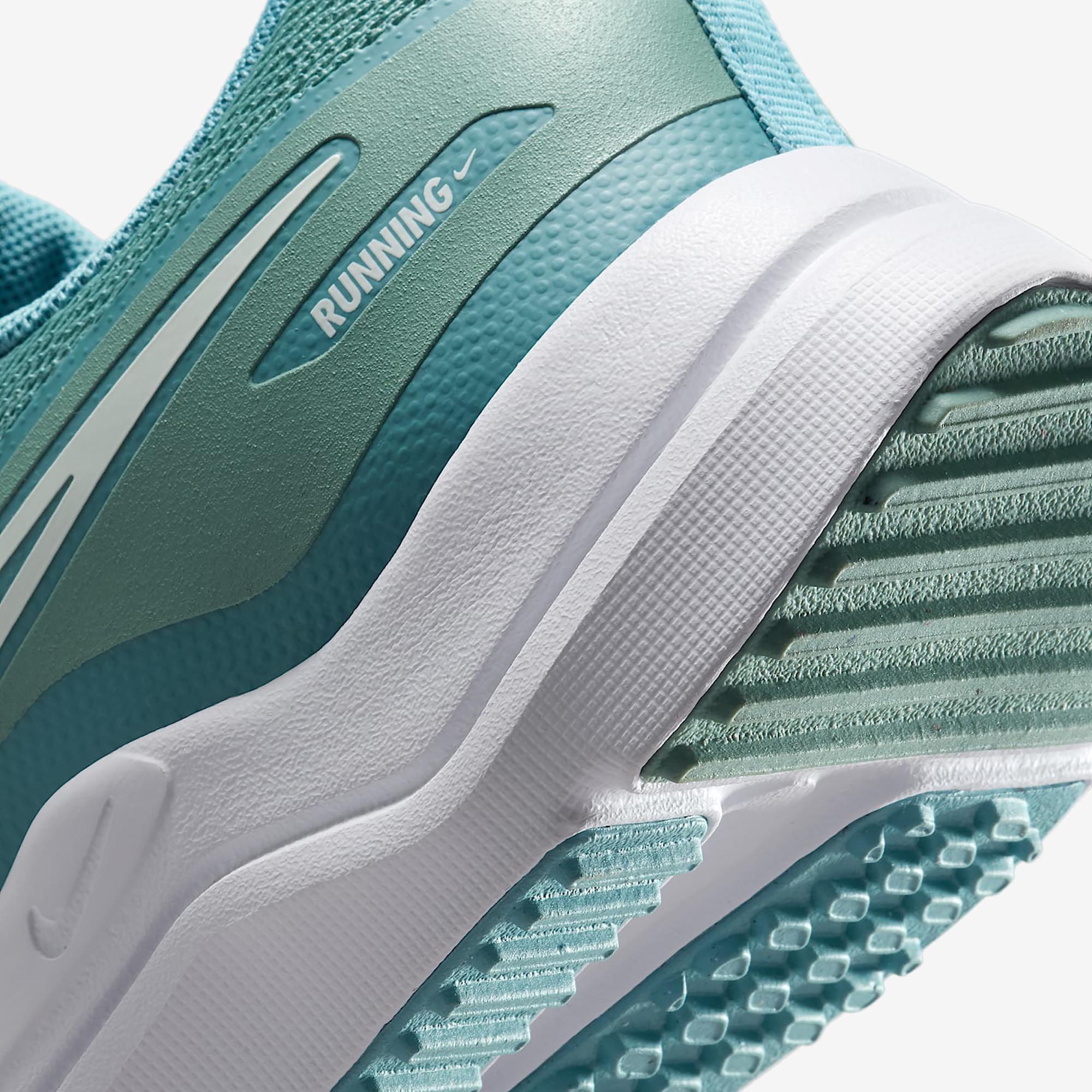 NIKE Sneakers, Low Top