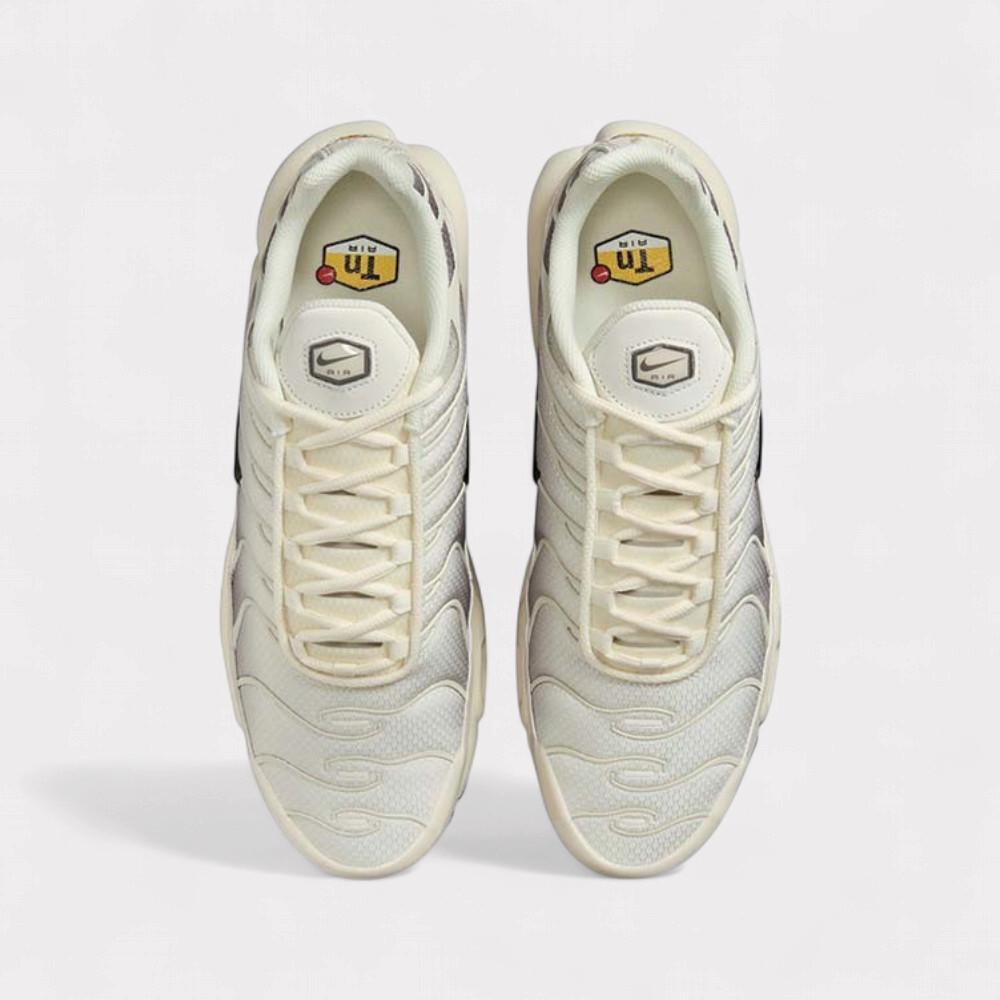 NIKE Air Max Plus - Light Orewood