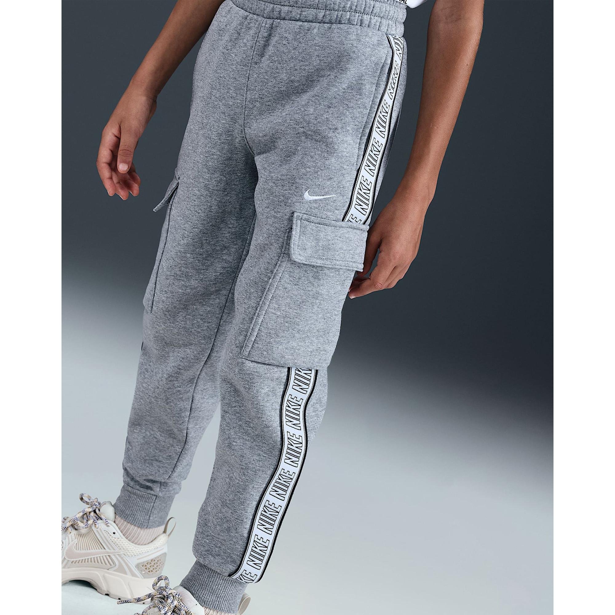 NIKE Jogginghose mit Bündchen